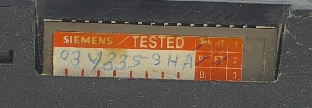 Siemens SIMATIC S5 6ES5700-8MA11 PLC Input Output Bus Module