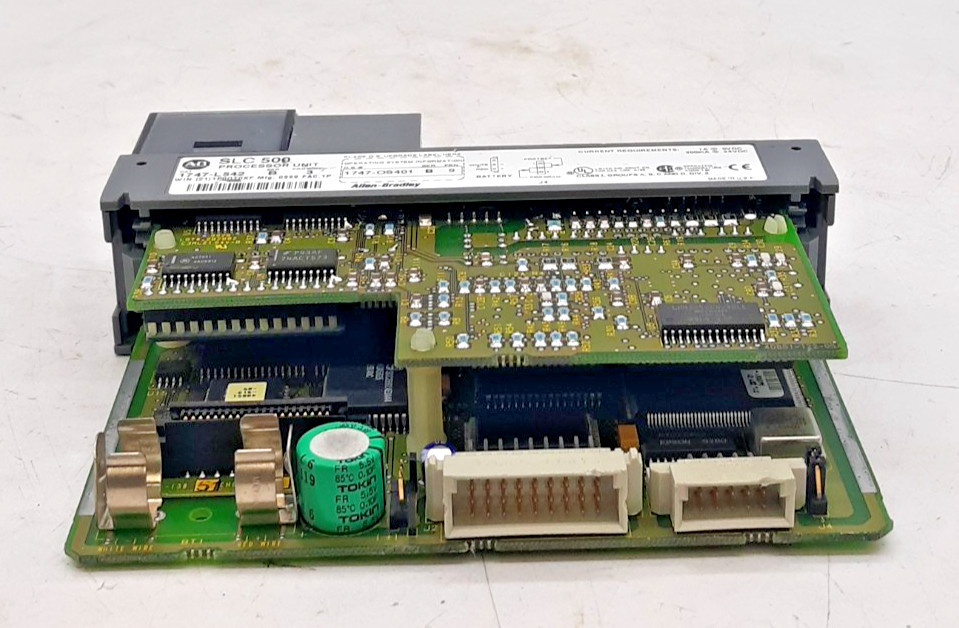 Allen-Bradley 1747-L542 Ser B Processor Unit – BROKEN COVER/CHIPPED PLASTIC