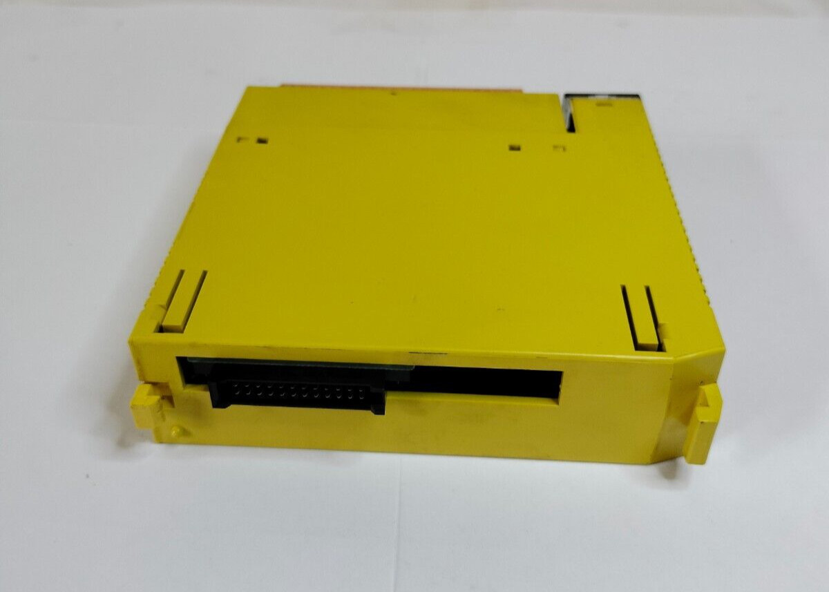 Fanuc A03B-0819-C185 A03B0819C185 A0D16D3 Programmable Controller Module