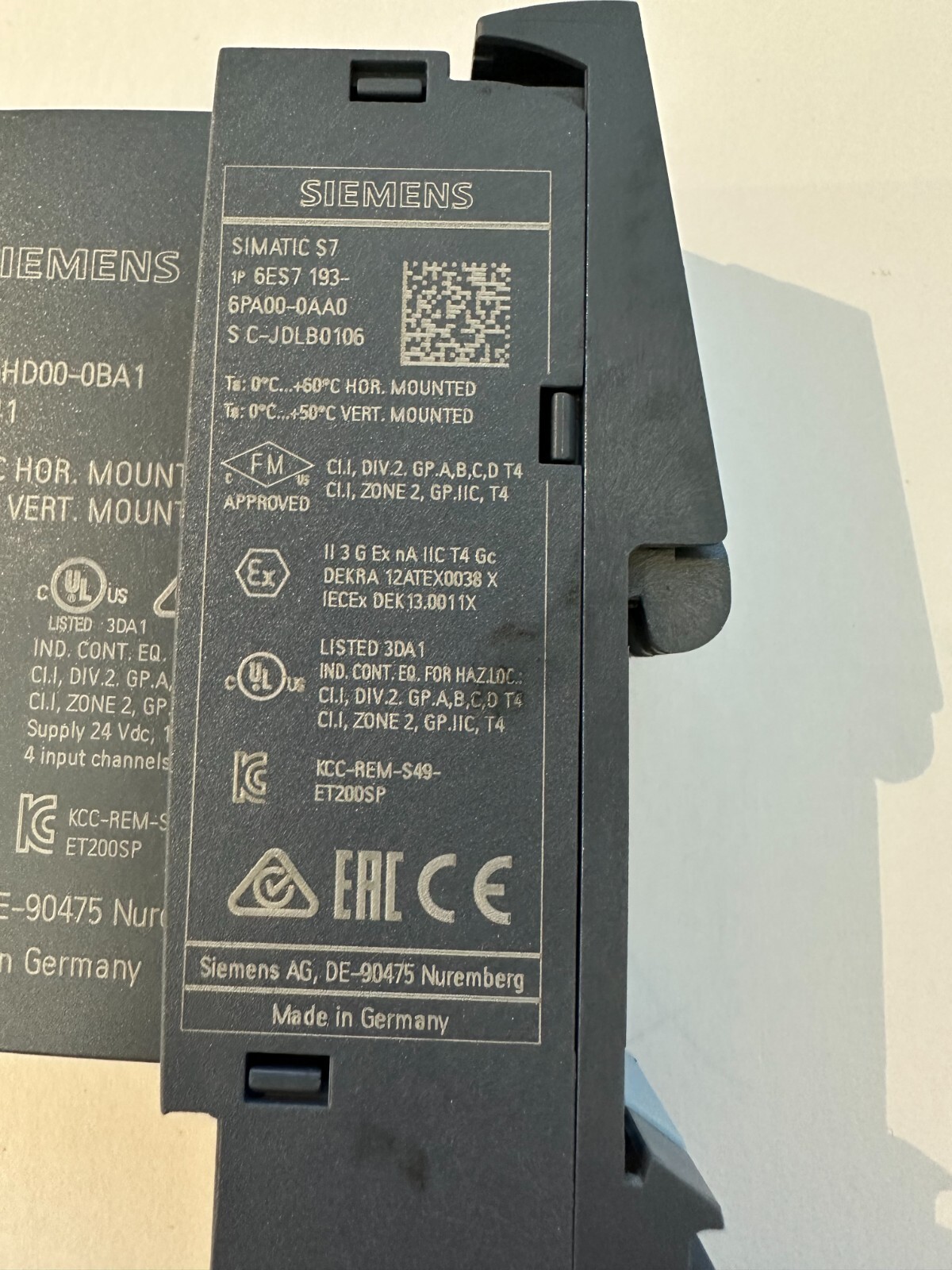 Siemens Simatic ET 200SP AI 4XU/I 2Wire 6ES7134-6HD00-0BA1 +6ES7 193-6PA00-0AA0