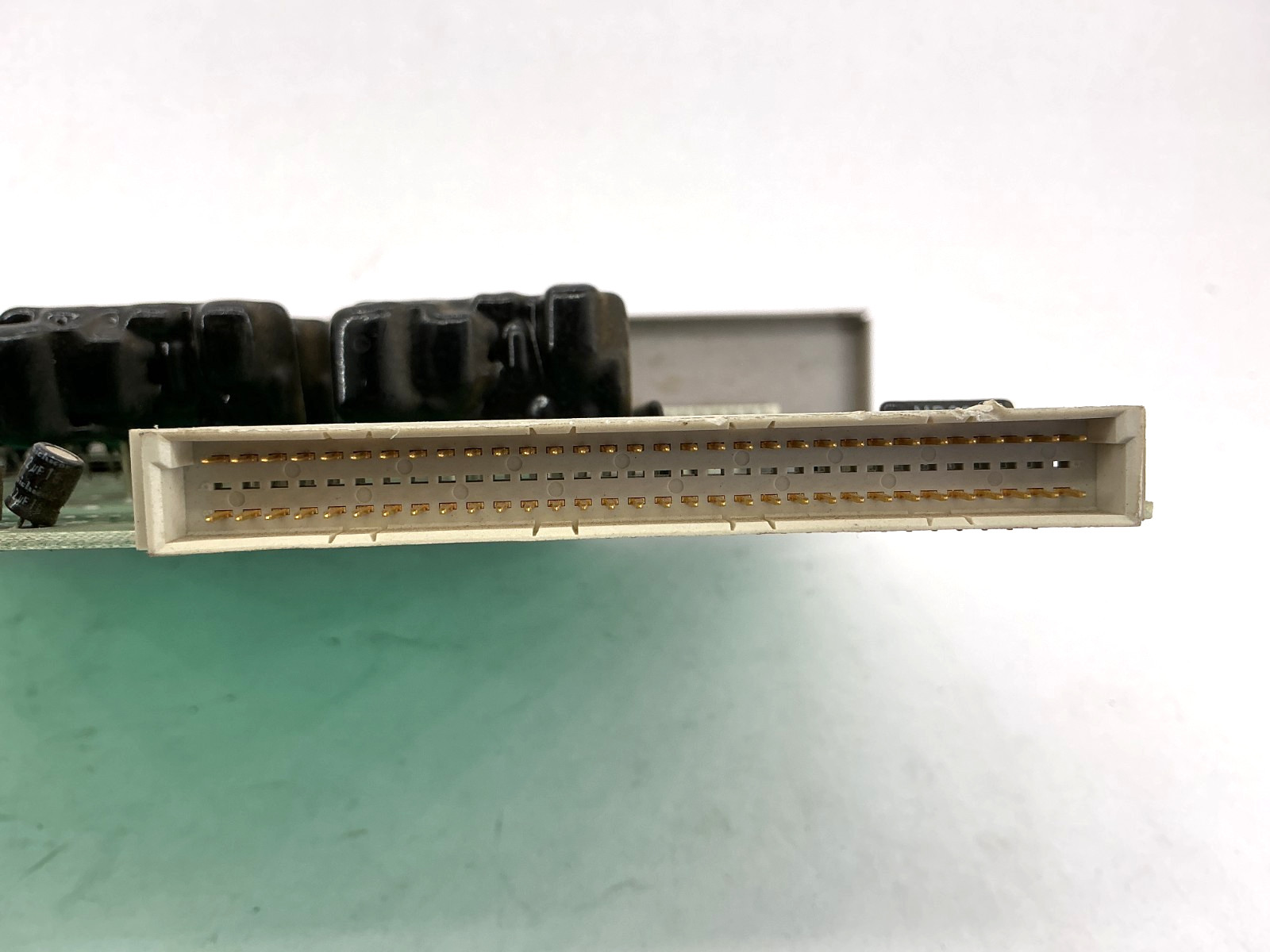 Siemens 505-4816 PLC Output Module 16-Point 110/220VAC 50/60HZ 505-4816