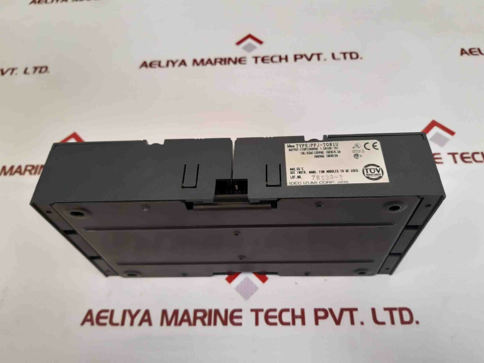 Idec PFJ-T081u 8-Relay Output Unit , Max.55’c