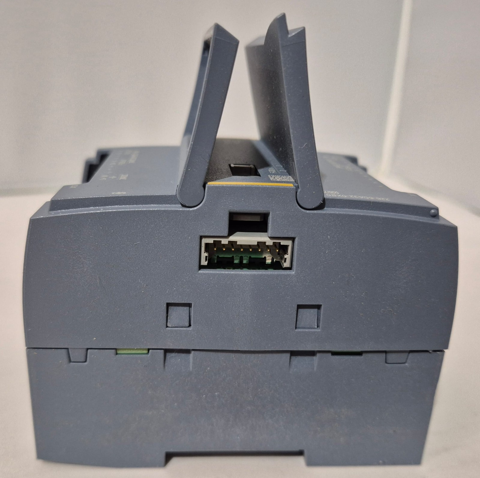 Siemens SIMATIC S7-1200 SM1226F Safety Digital Output Module 6ES7226-6DA32-0XB0