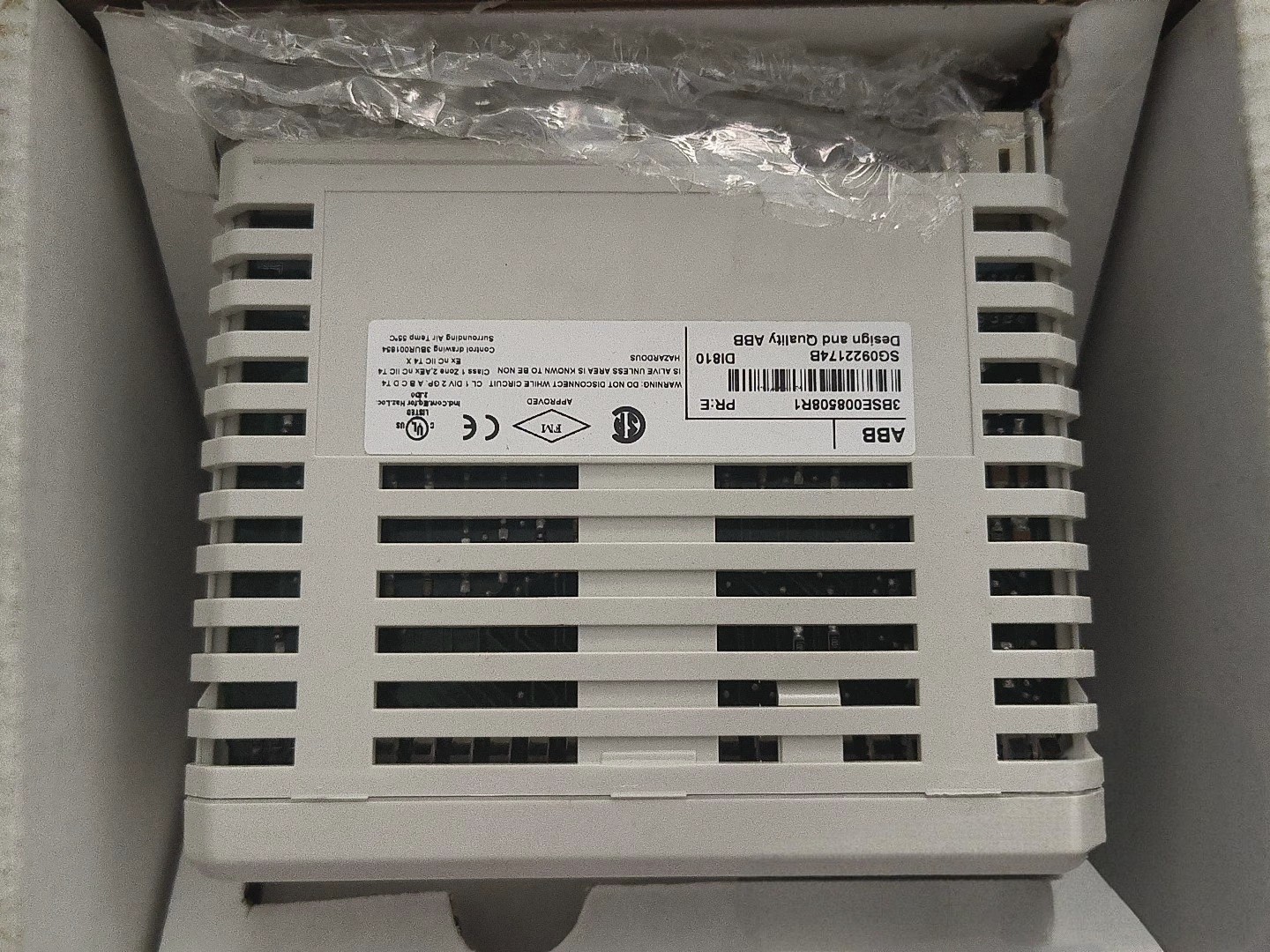 ABB 3BSE008508R1 PR: G DI810 Digital Input Module Termination Unit 24V 16ch