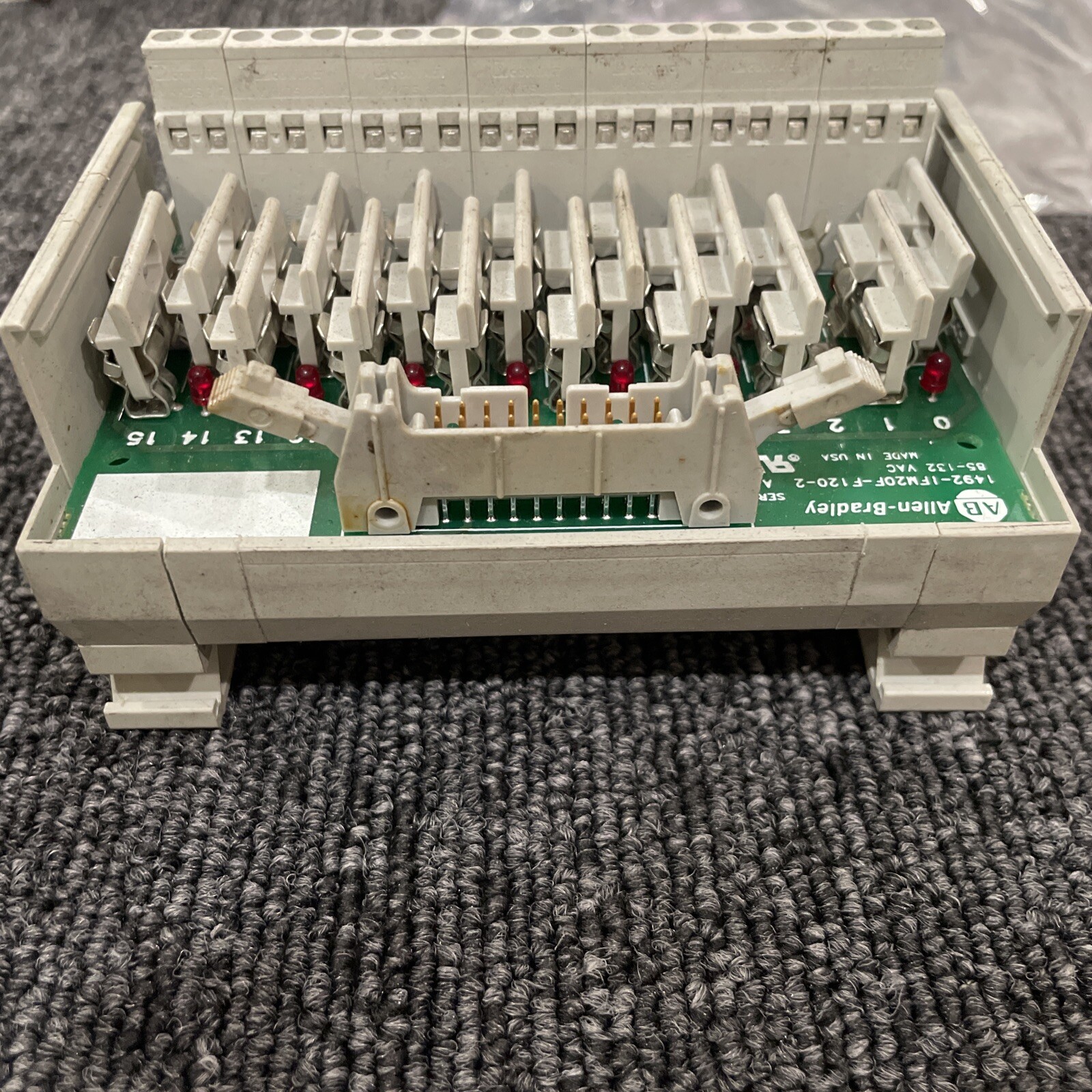 AB Allen-Bradley 1492-IFM20F-F120-2 Ser. A Fusible Interface Module