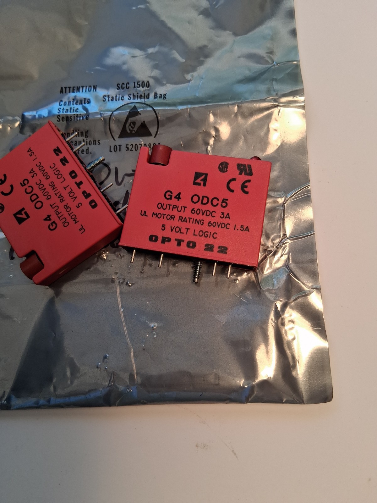 LOT OF 2 OPTO 22 G4 ODC5R OUTPUT DRY CONTACT 5 VOLT LOGIC RELAY