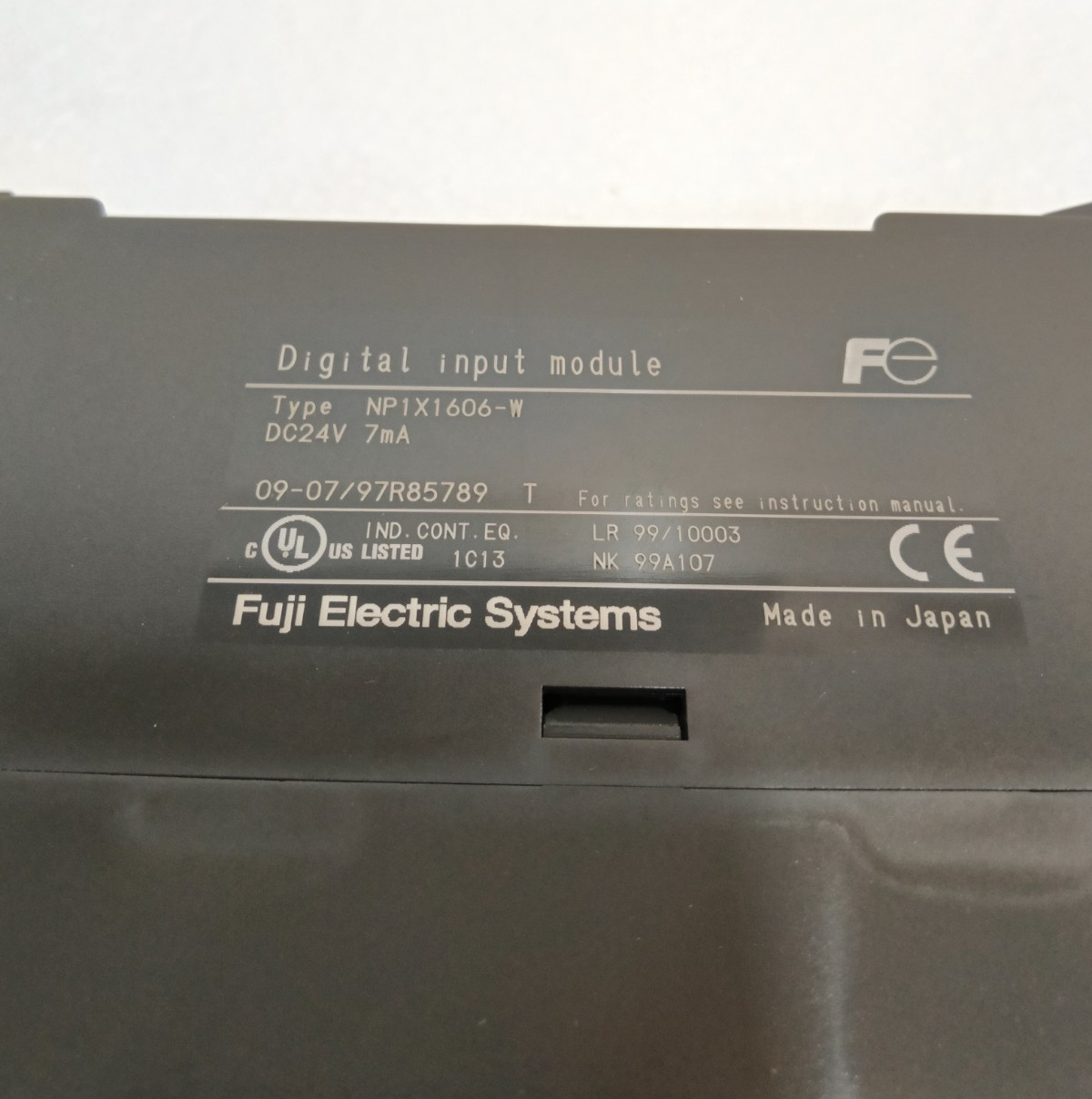 *NEW IN BOX* Fuji Electric Digital Input Module NP1X1606-W