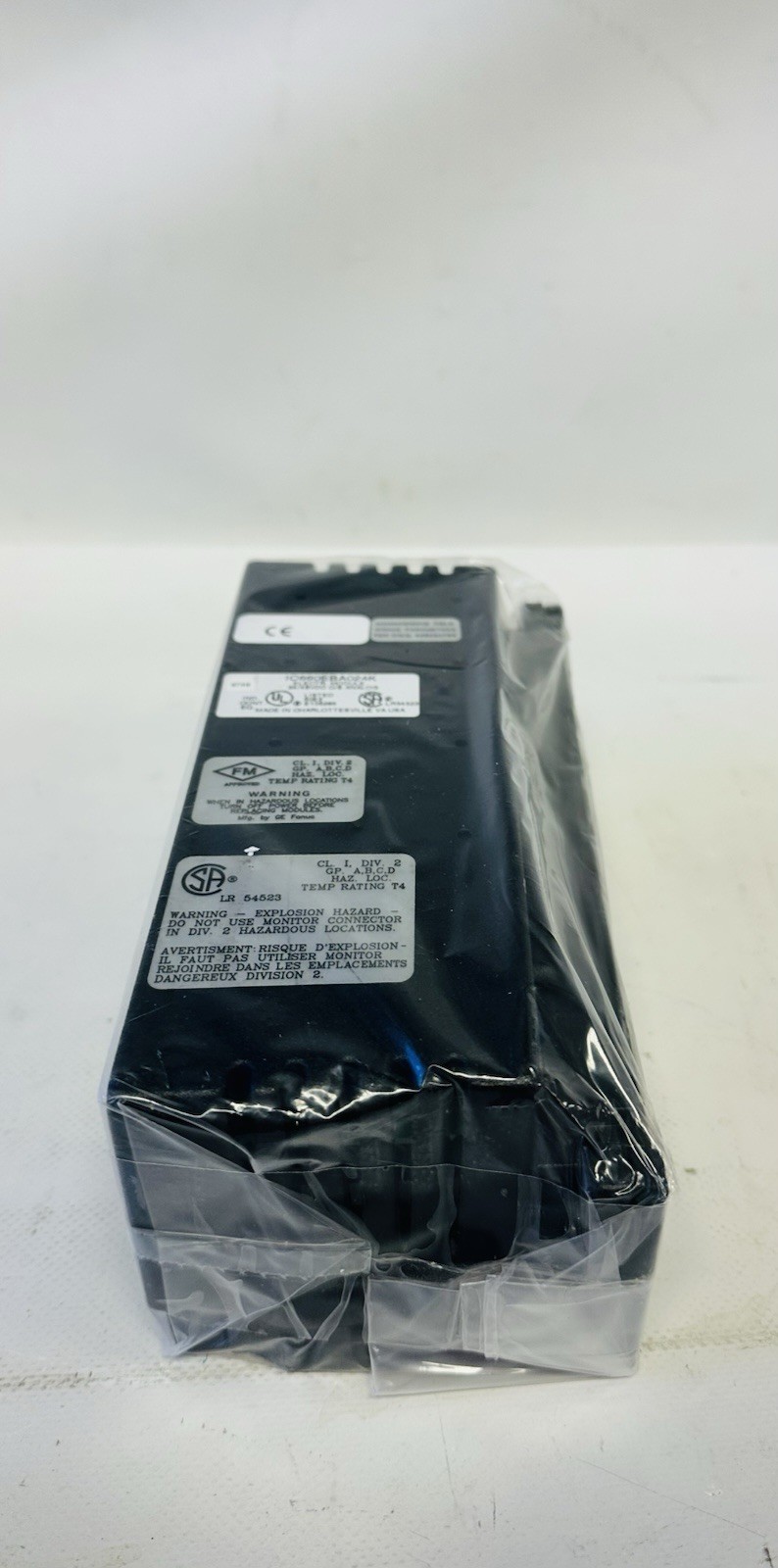 GE Fanuc IC660BBA024 Genius I/O Block, Current Source Analog In/Out, 24/48VDC