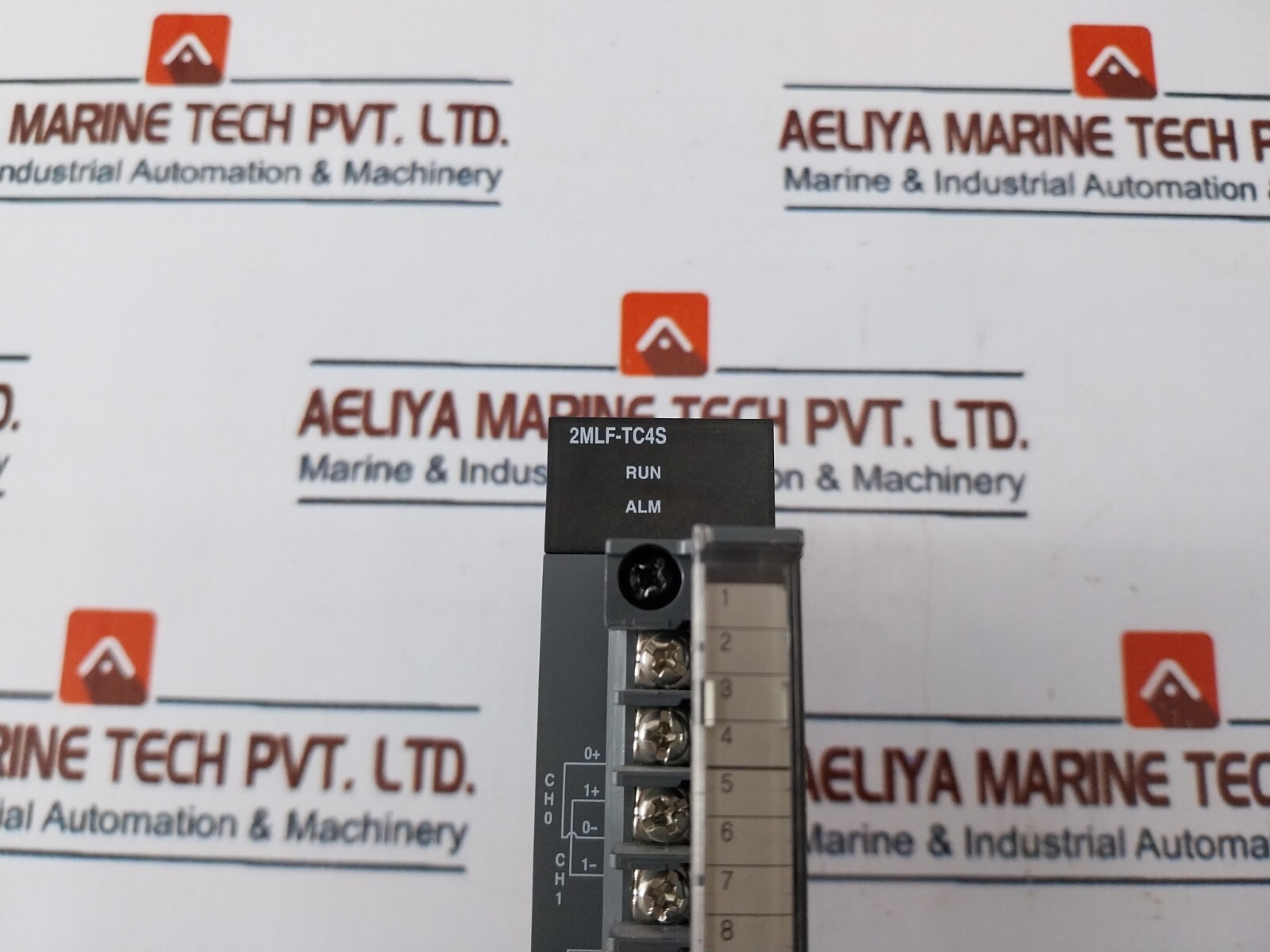 Honeywell 2MLFTC4S Programmable Logic Controller Thermocouple Input Module V1.01