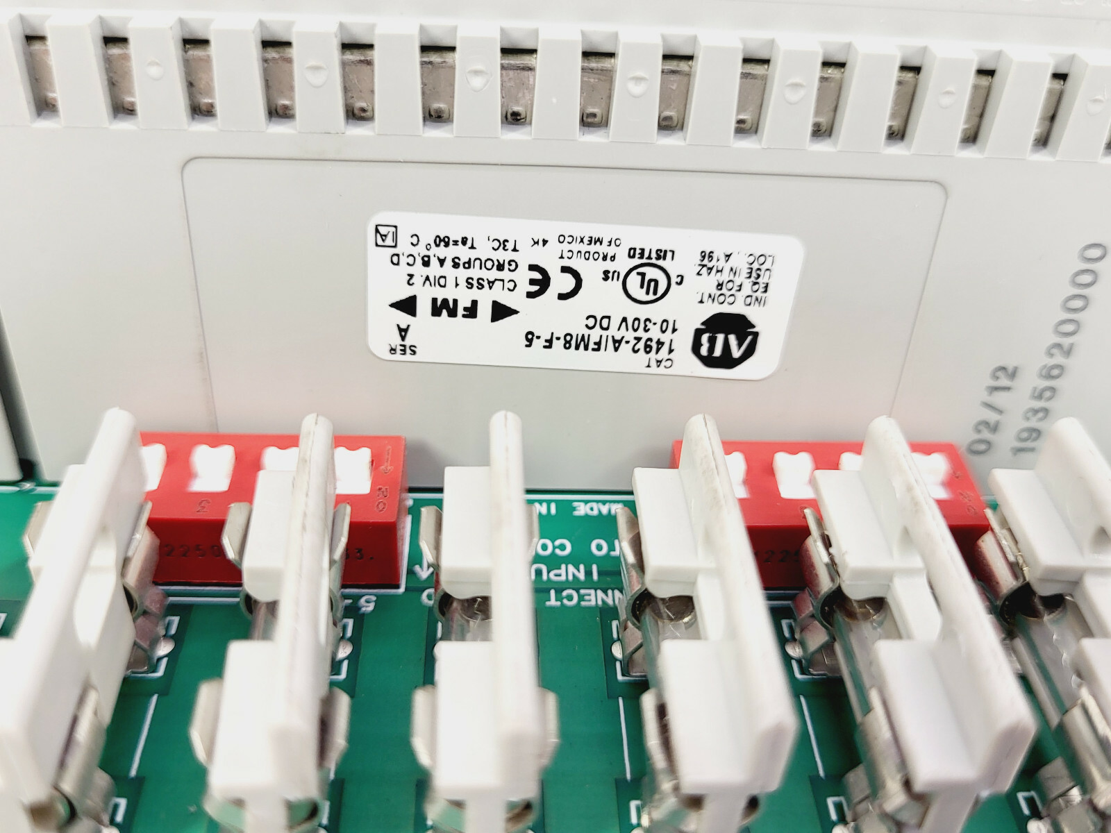 Allen Bradley 1492-AIFM8-F-5 Fusable 8Ch Input Terminal w/ 1492ACABLE025UD Cable
