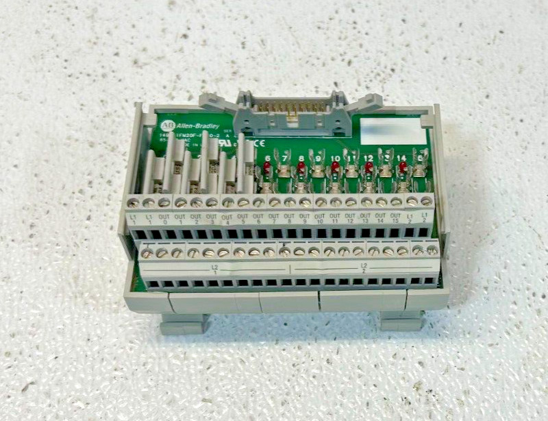 Allen-Bradley 1492-IFM20F-F120-2 SER A Digital Interface Module