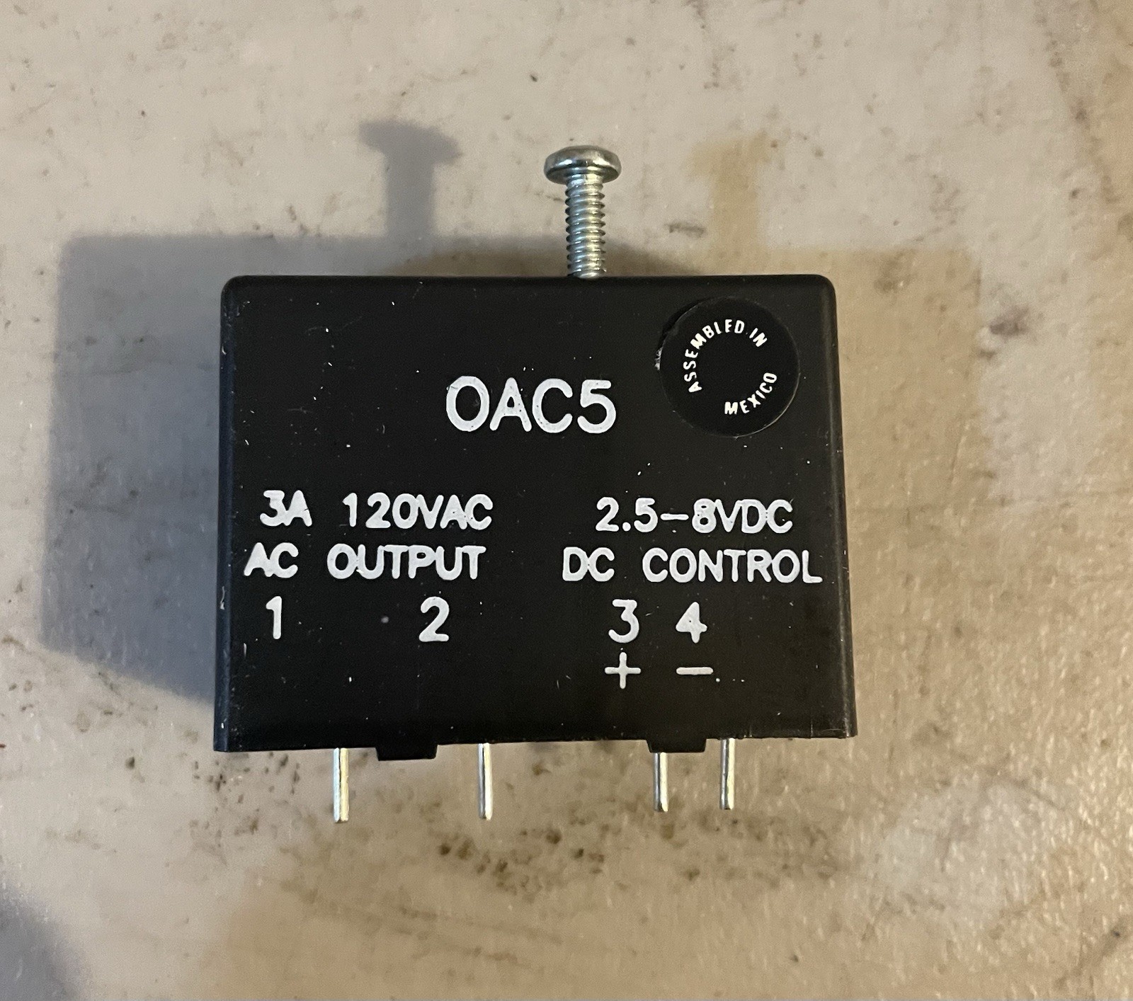 Lot Of 2! CRYDOM OAC5 3A 120VAC Output 2.5-8VDC DC Control