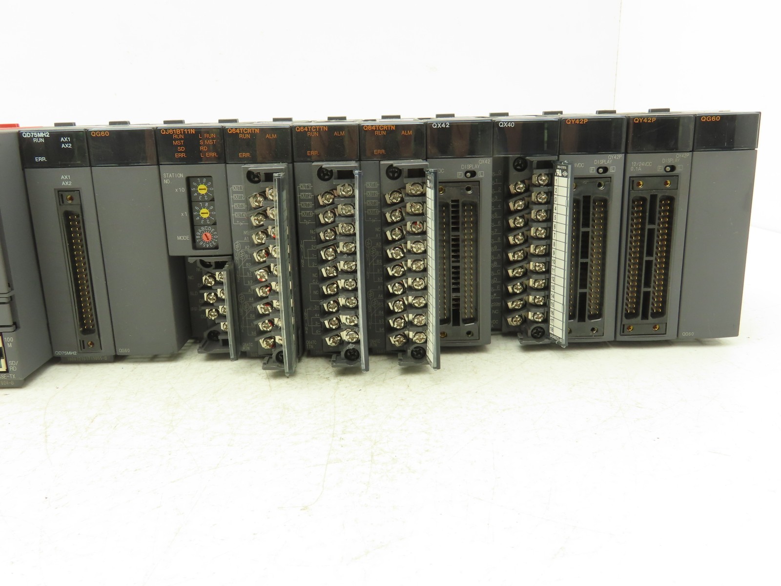 Mitsubishi Q04UDEHCPU Melsec PLC Backplane Rack Power Supply CPU 12 Slot Q312B