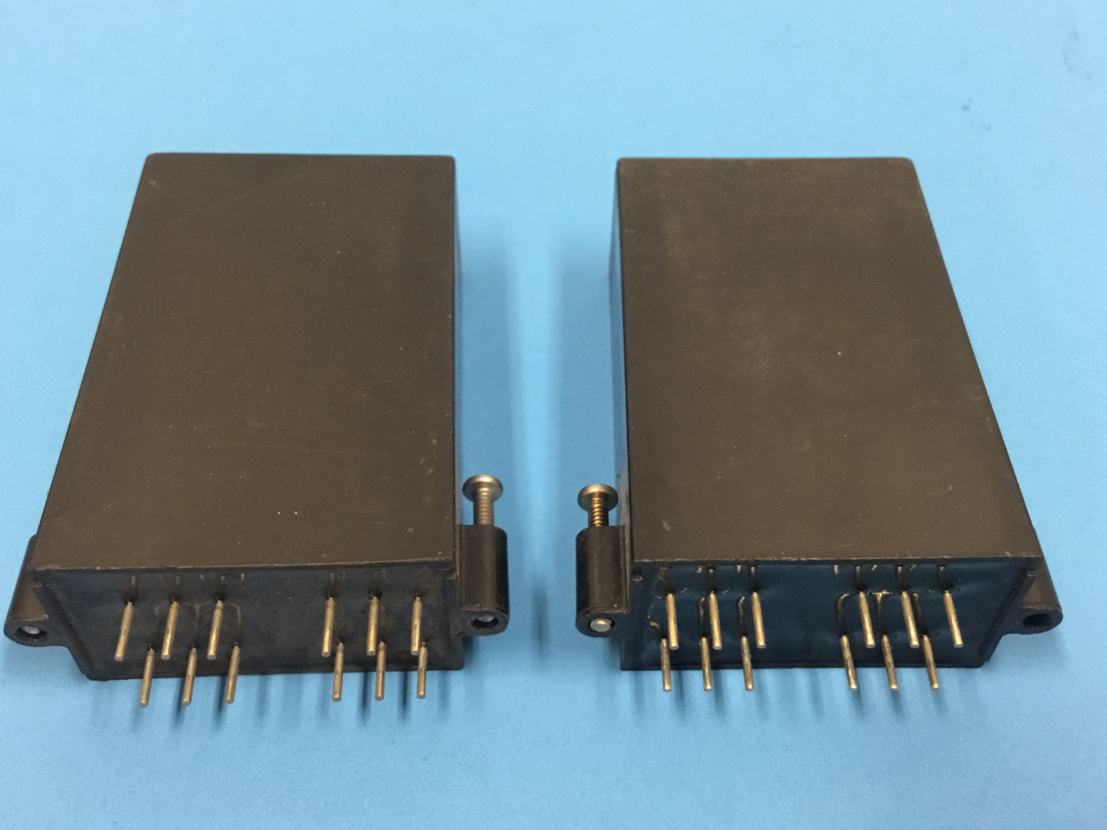 Opto-22 – Model #OAC5Q – Output Module – LOT OF (2)