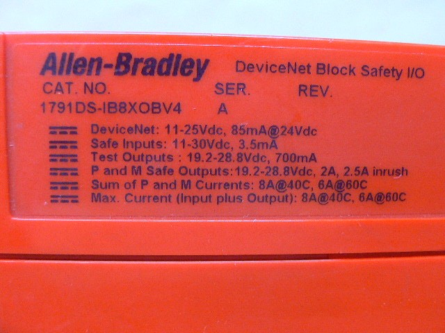 Allen Bradley 1791Ds-Ib8xobv4 Devicenet Safety Compactblock 8-Input Module