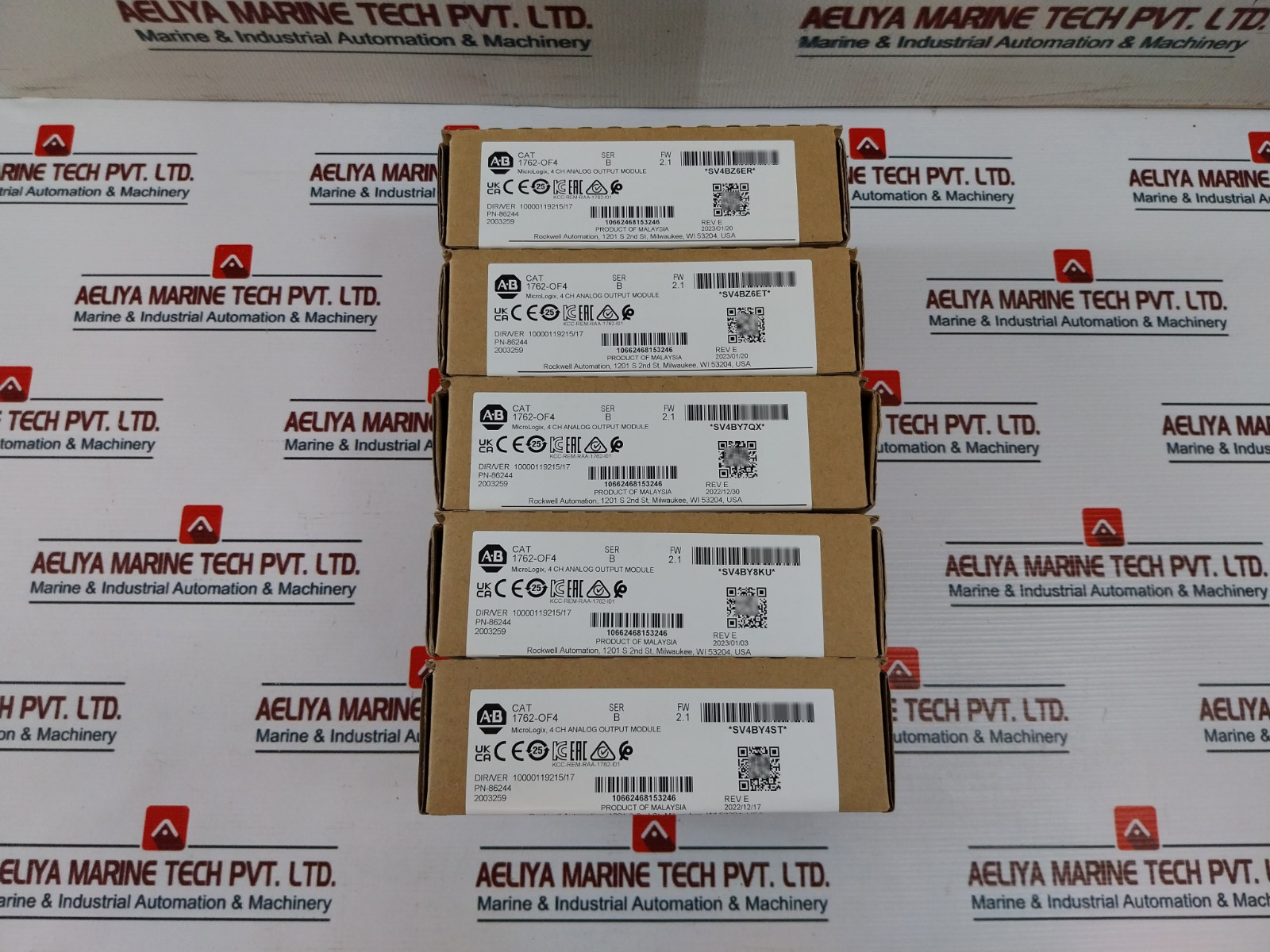Sealed Pack Allen-Bradley 1762-OF4 Micro Logix Analog Output Module SER.B