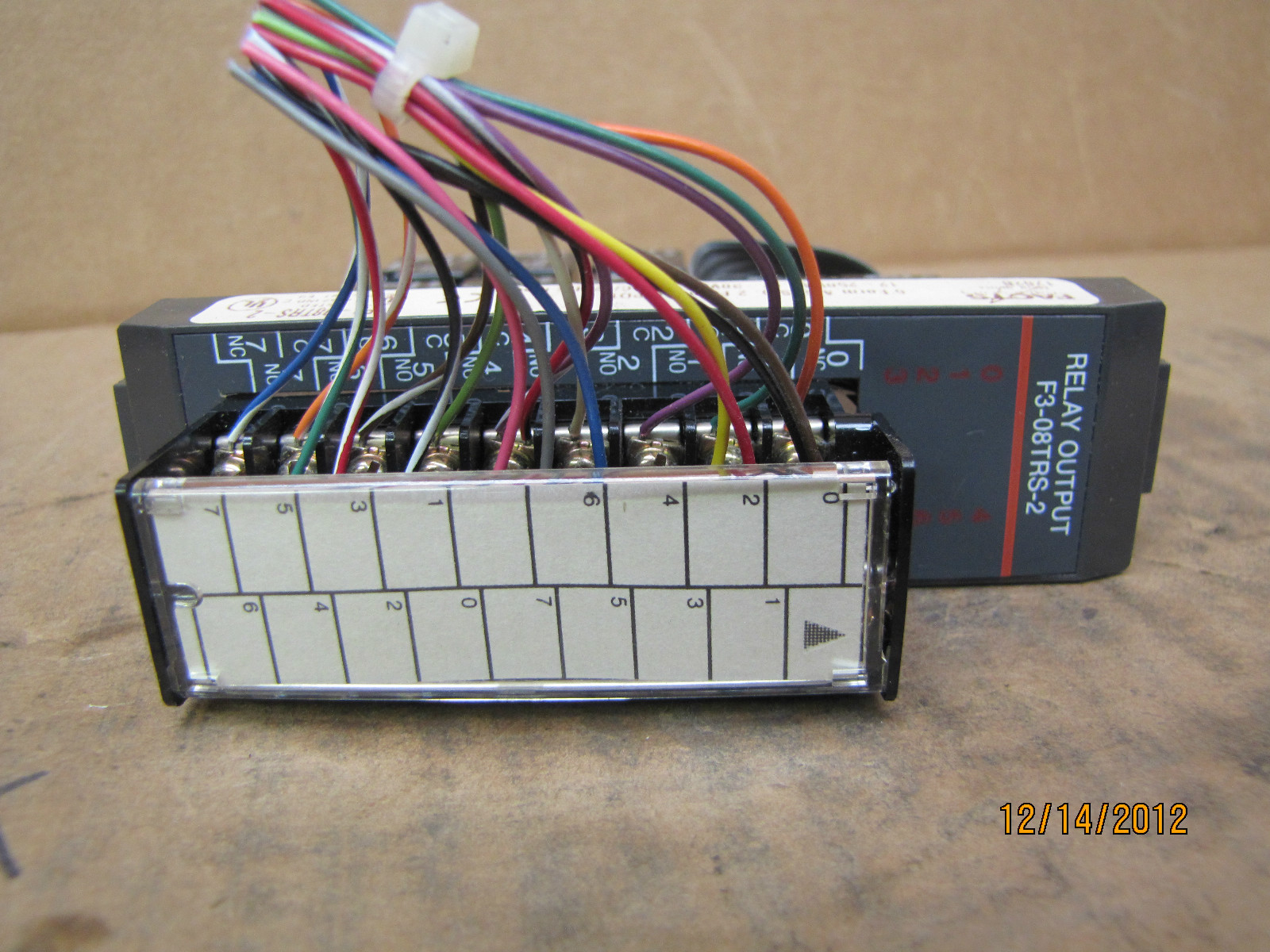 Facts Engineering Output Module 8PT Relay F3-08TRS-2 12-250VAC 12-30VDC Used