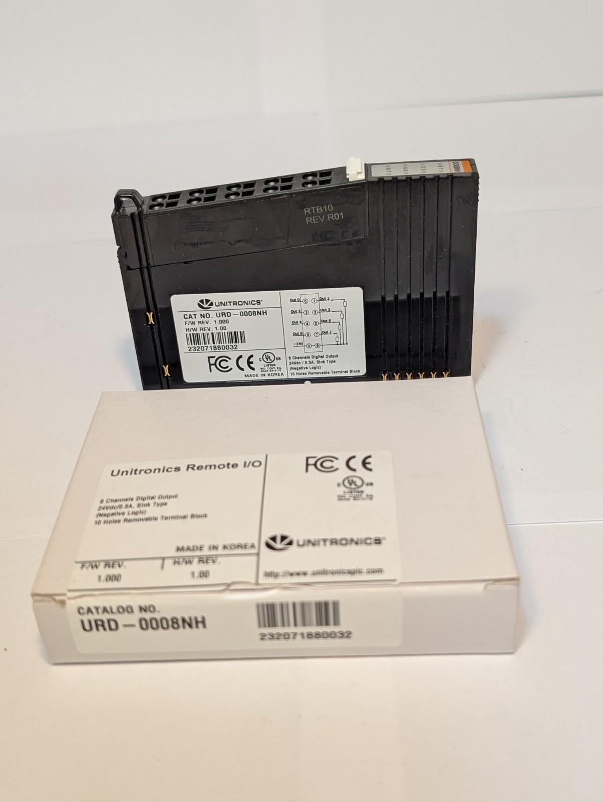 Unitronics Remote Digital Output module, model: URD-0008NH