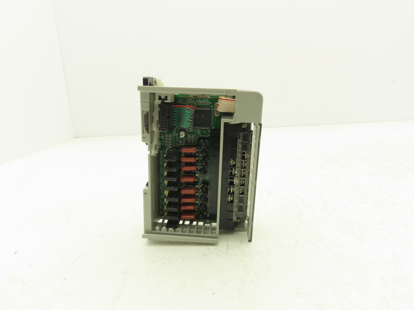 Allen Bradley 1769-OA8 Compact Logix I/O Output Module 8Pt 115/230VAC Ser B