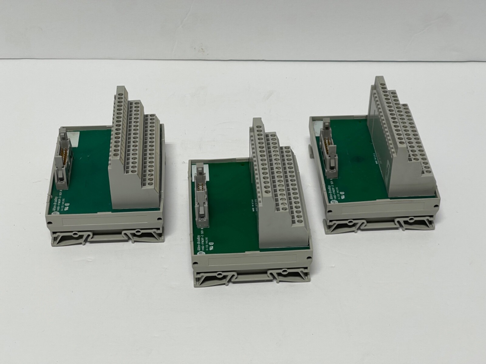 [Lot of 3] Allen Bradley 1492-IFM20F-3 Series B 0-132 VAC/DC Interface Module
