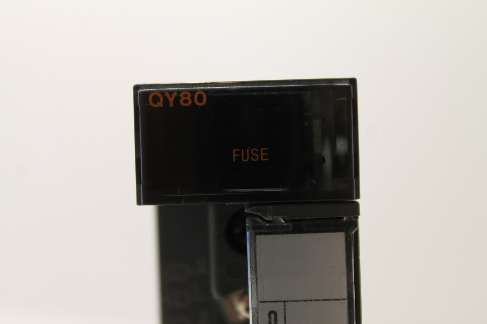 Mitsubishi QY80 Melsec-Q Output Unit