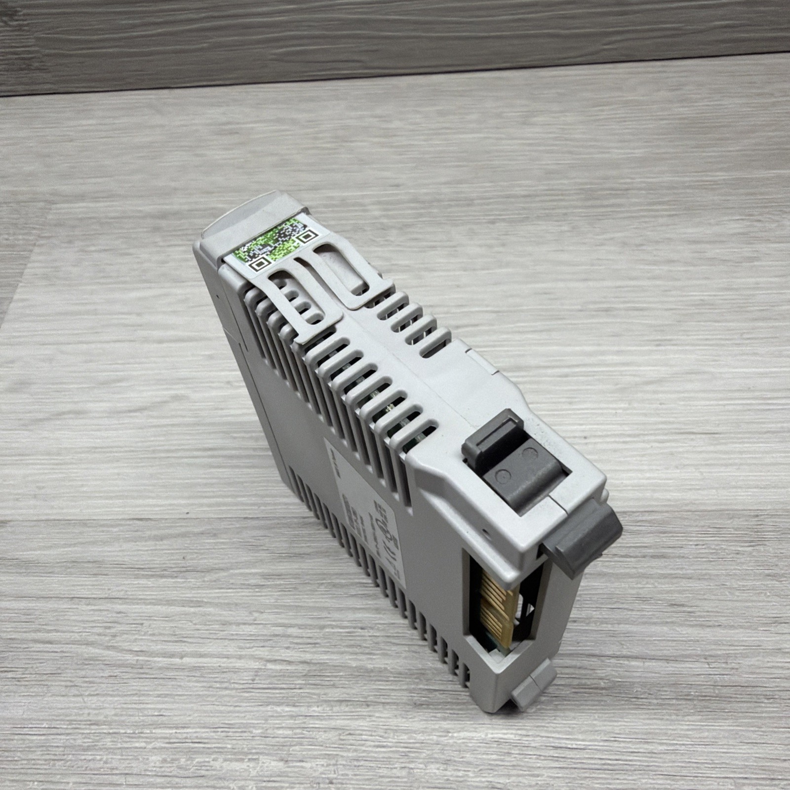 Automation Direct P2-32NE3 Discrete Input Module, 32 Point 24VDC/AC, READ DESCRI