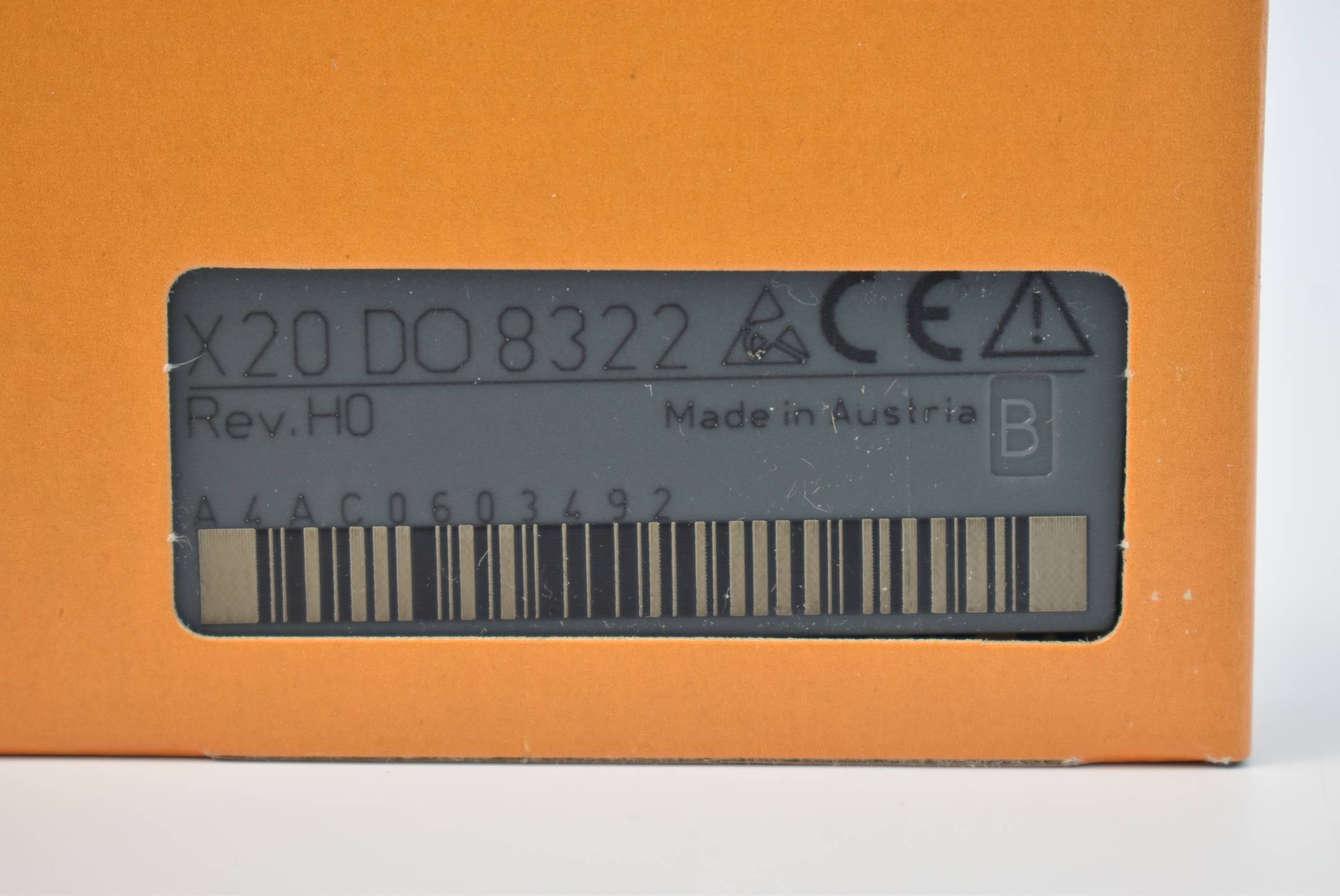 B&R X20 System 8 Digital Outputs X20DO8322 ( X20 DO 8322 ) Rev. H0