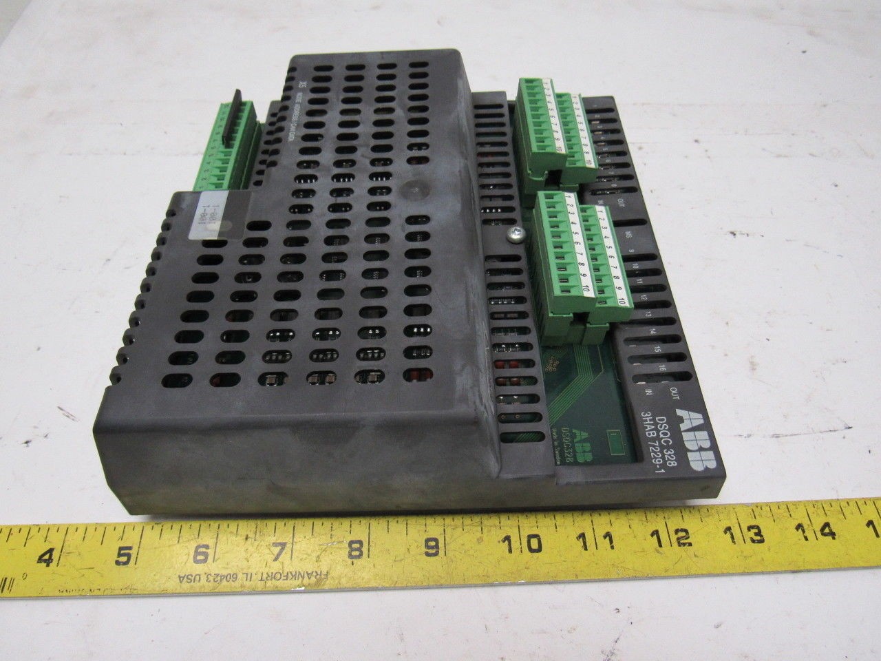 ABB DSQC 328 3HAB7229-1 Digital I/O Board