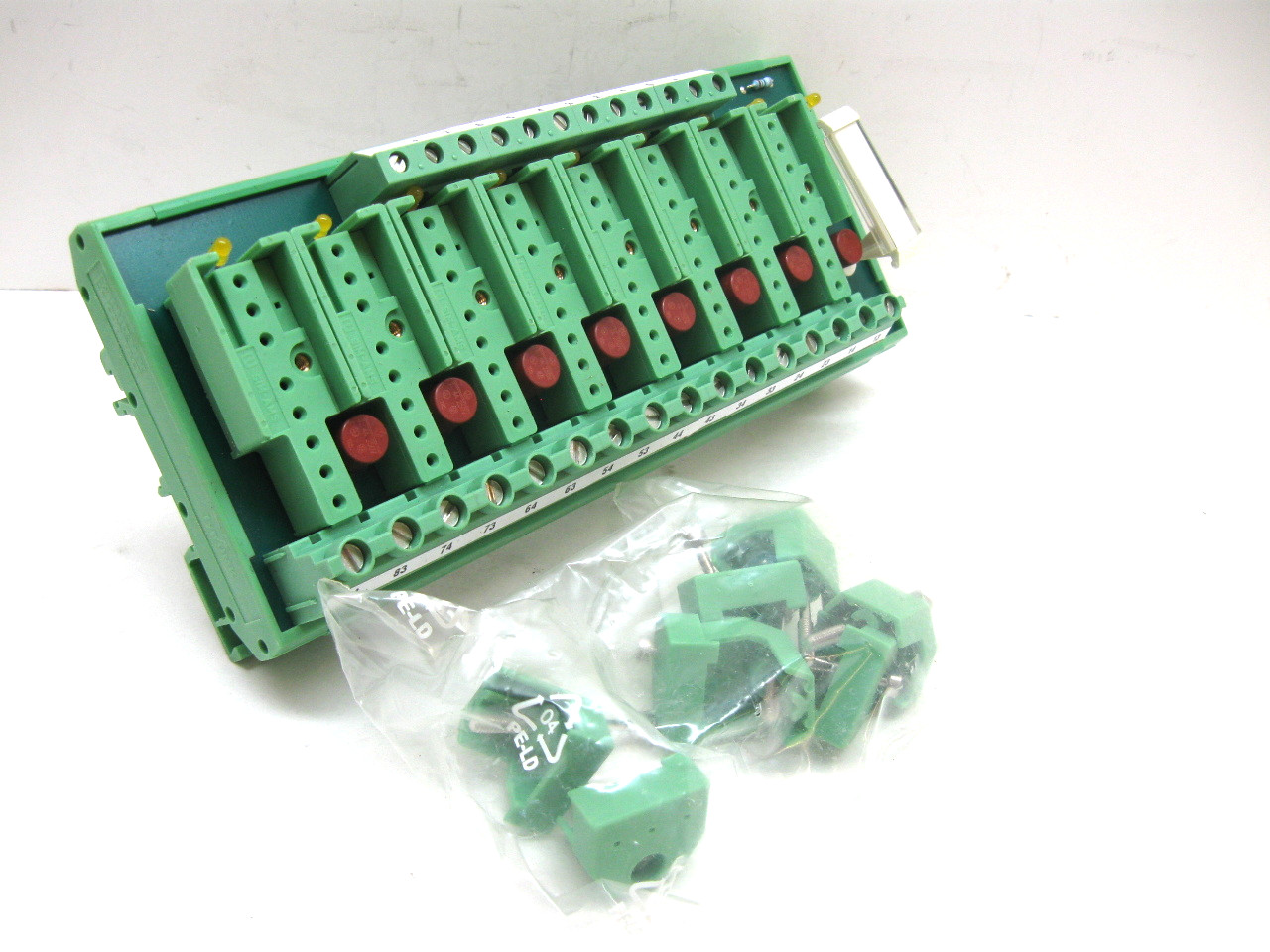 Phoenix Contact 2972699 Optocoupler Module UMK-8 OM-R/MF/MKDS/P New