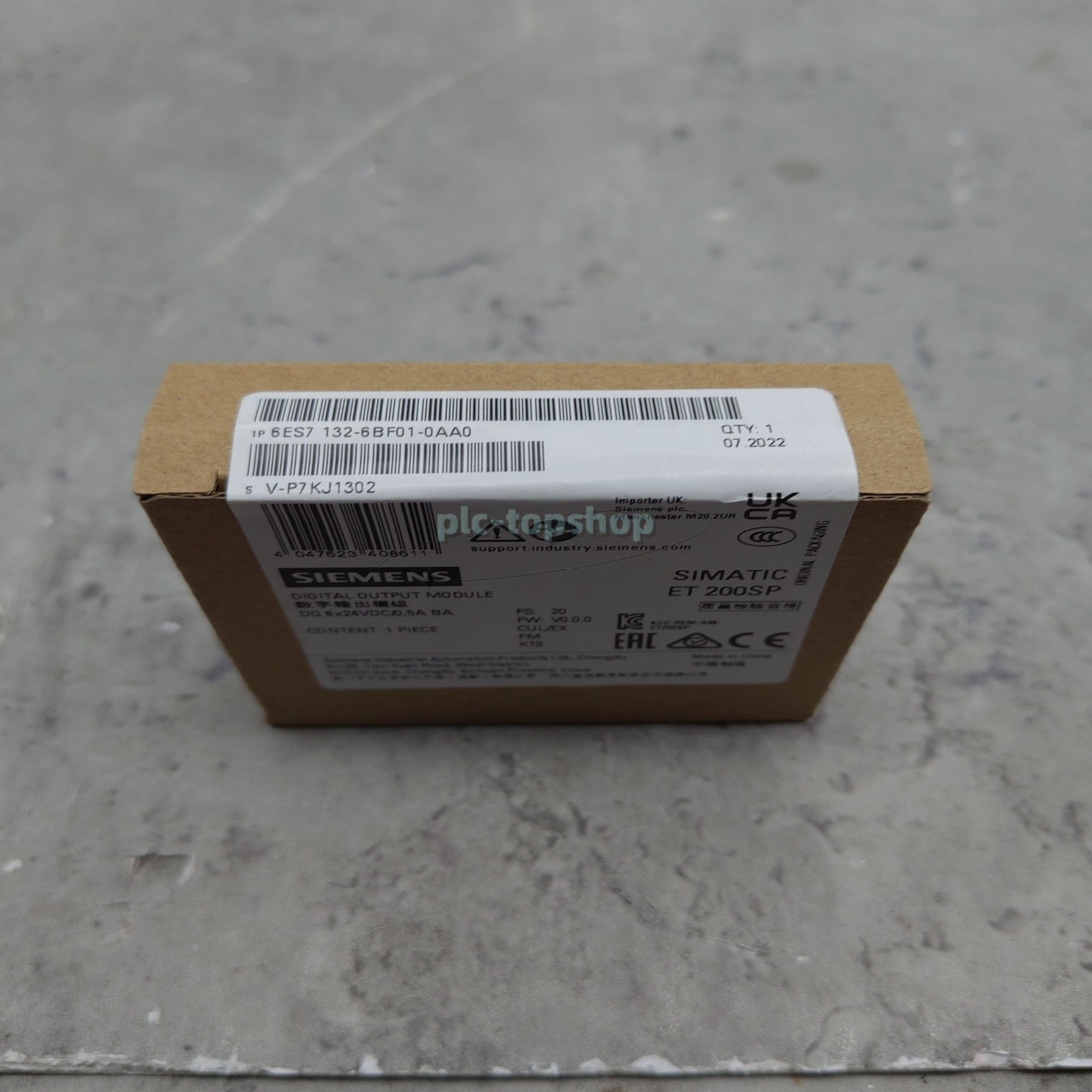 NEW in Box Siemens 6ES7132-6BF01-0AA0 SIMATIC Digital Output Module PLC