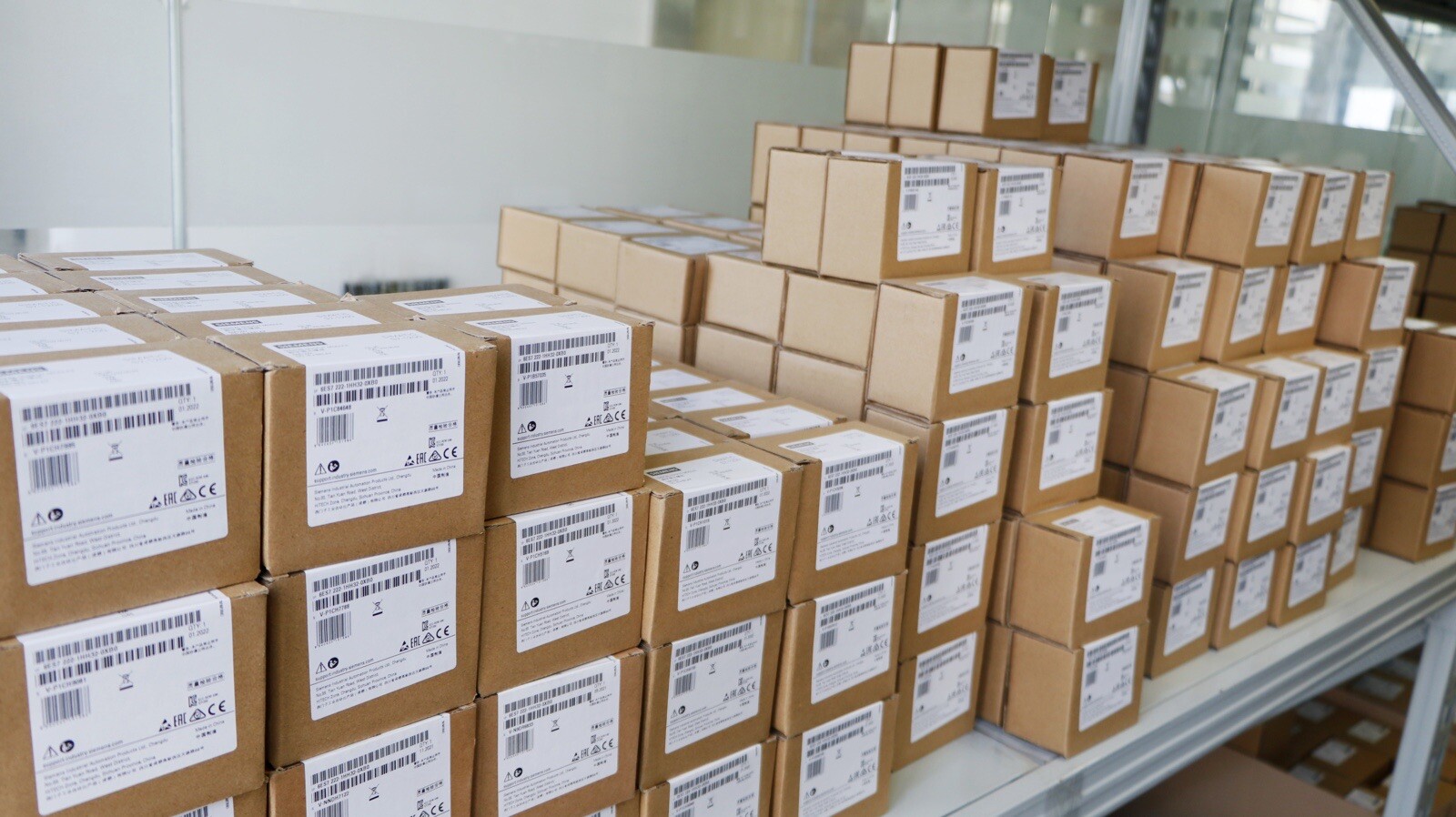 c/New Siemens 6SN1123-1AB00-0CA3 Warranty One Year.