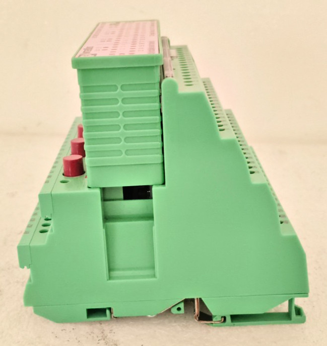 PHOENIX CONTACT 2752482 DIGITAL OUTPUT INTERBUS IBST24 DO32/2-WT 24 VDC NEW