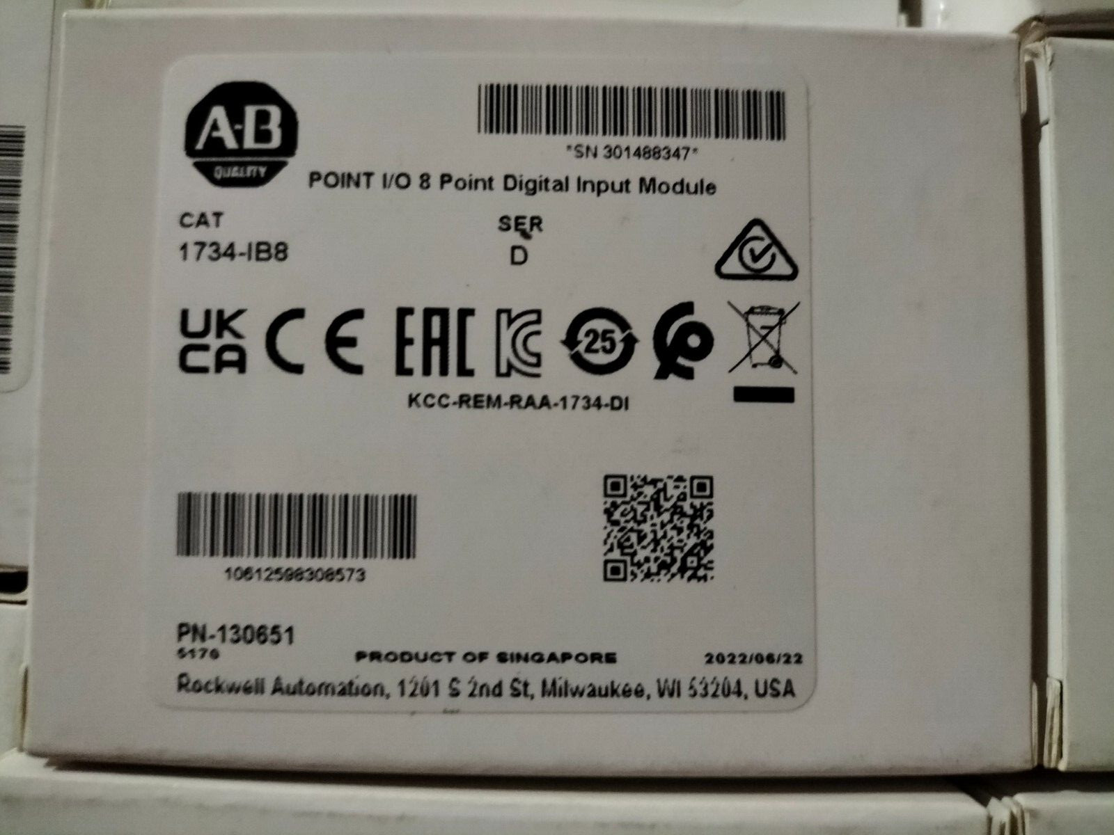 Factory Sealed AB 1734-IB8 SER D 8 Point Digital Input Module 1734IB8 same day s