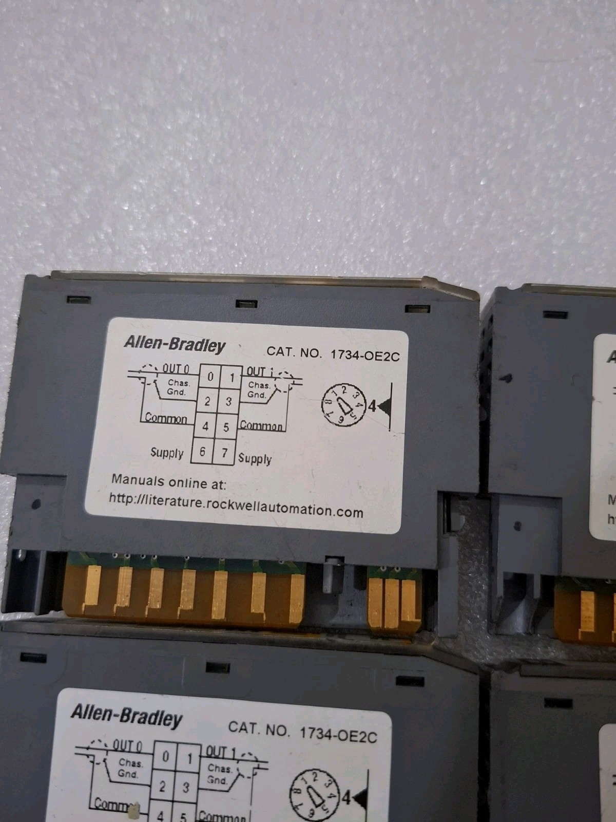 LOT OF 6 PCS ALLEN BRADLEY 1734-OE2C SER. C ANALOG OUTPUT MODULE 1734OE2C