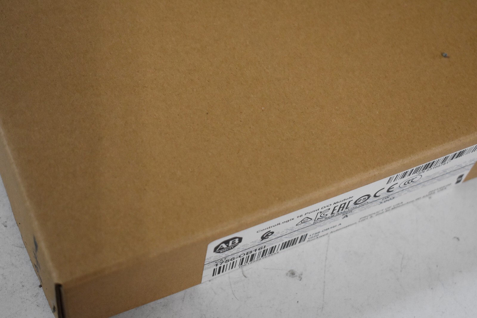 1756-OB16I ALLEN BRADLEY ISOLATED OUTPUT MODULE SERIES A 2021 SURPLUS NEW
