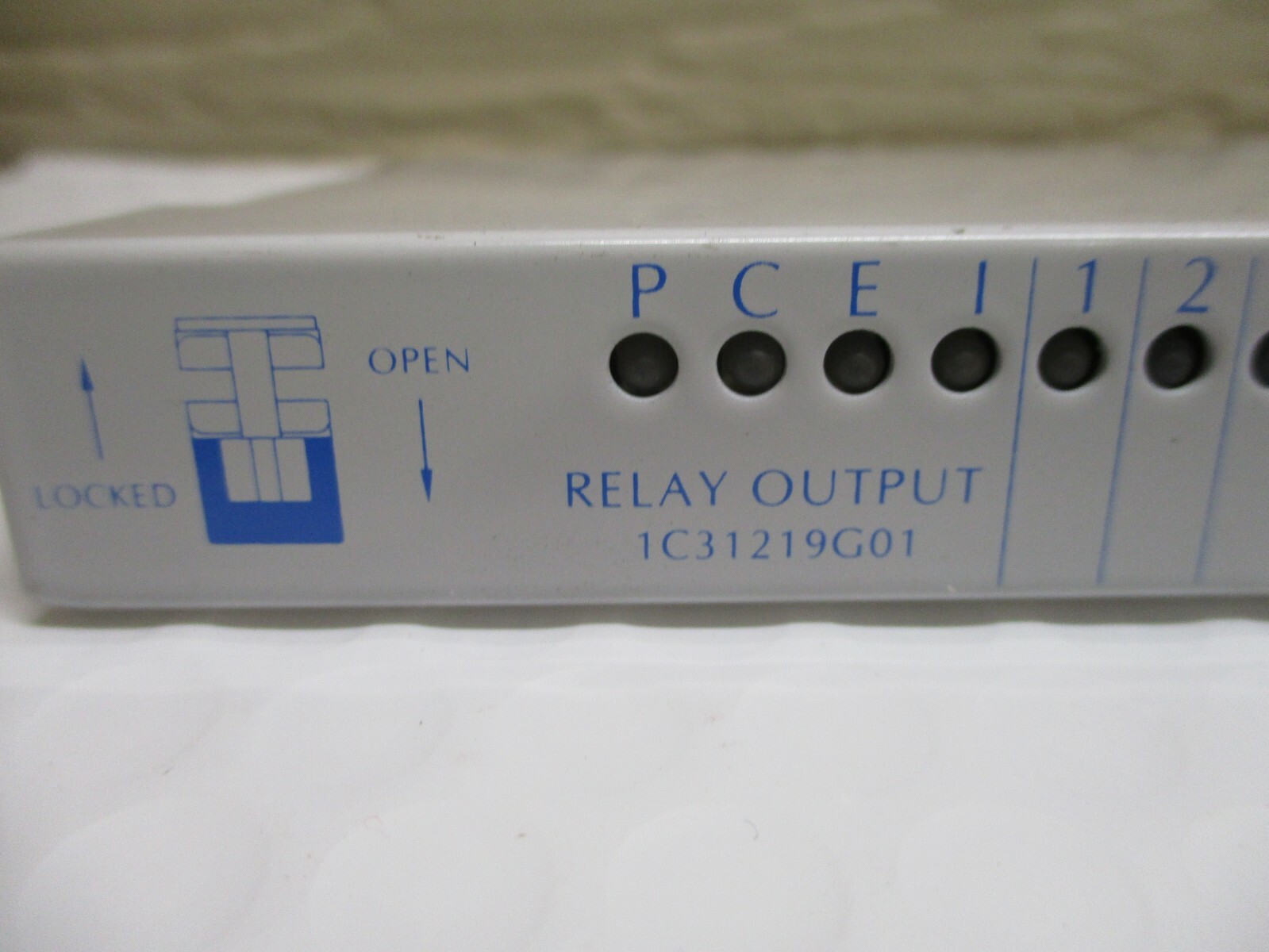 OVATION RELAY OUTPUT MODULE 1C31219G01 USED FREE SHIPPING