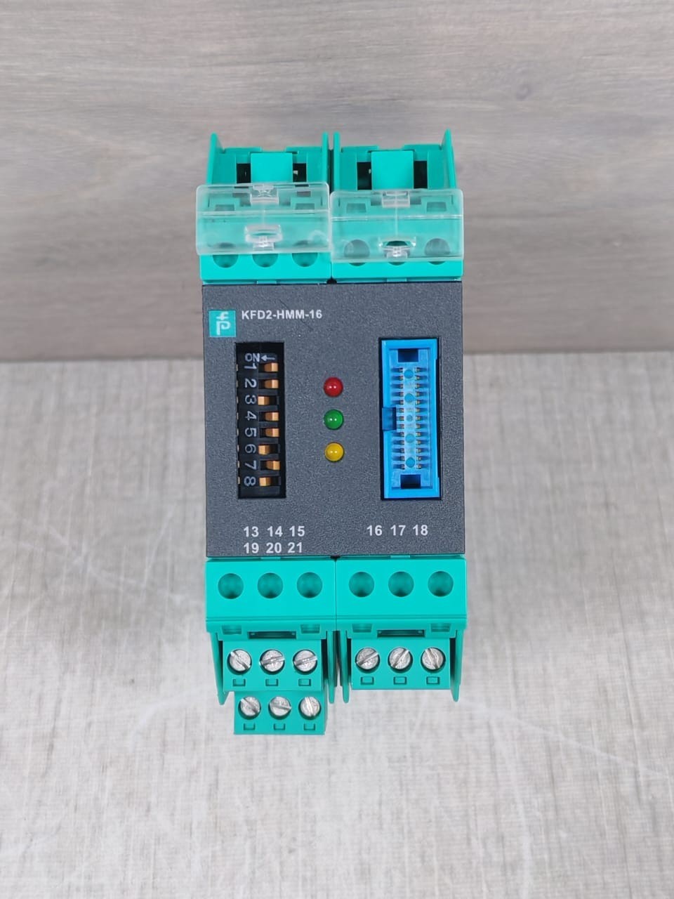 Pepperl + Fuchs KFD2-HMM-16 HART MUX Primary Module 231289-New Without Box