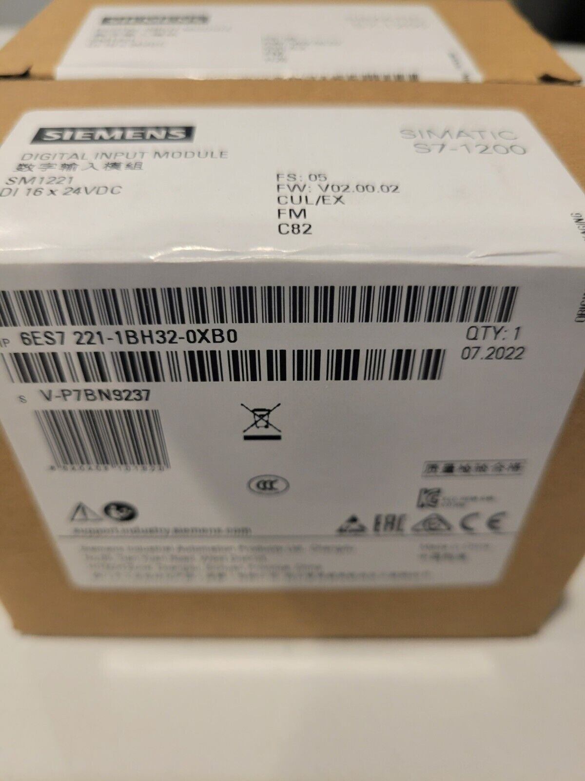 New in Box Siemens 6ES7 221-1BH32-0XB0 6ES72211BH320XB0 Digital Input Free Ship