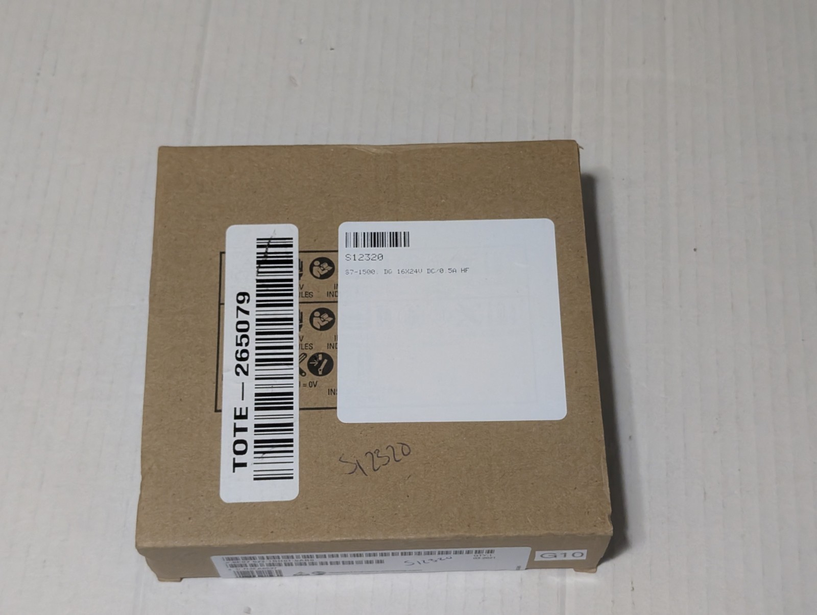 Siemens 6ES7522-1BH01-0AB0 SIMATIC S7-1500 Digital Output Module DQ 16x24VDC
