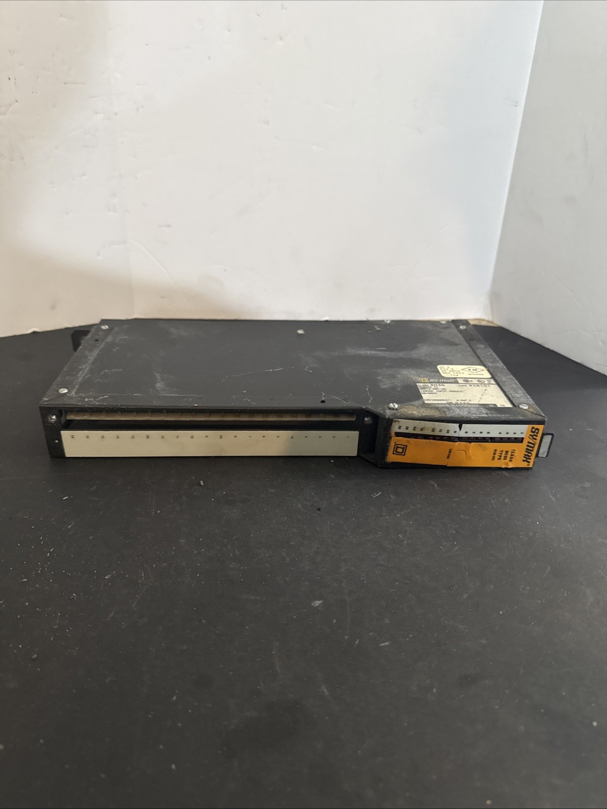 Square D SY/MAX Class 8030 RIM-101 Input Module Used