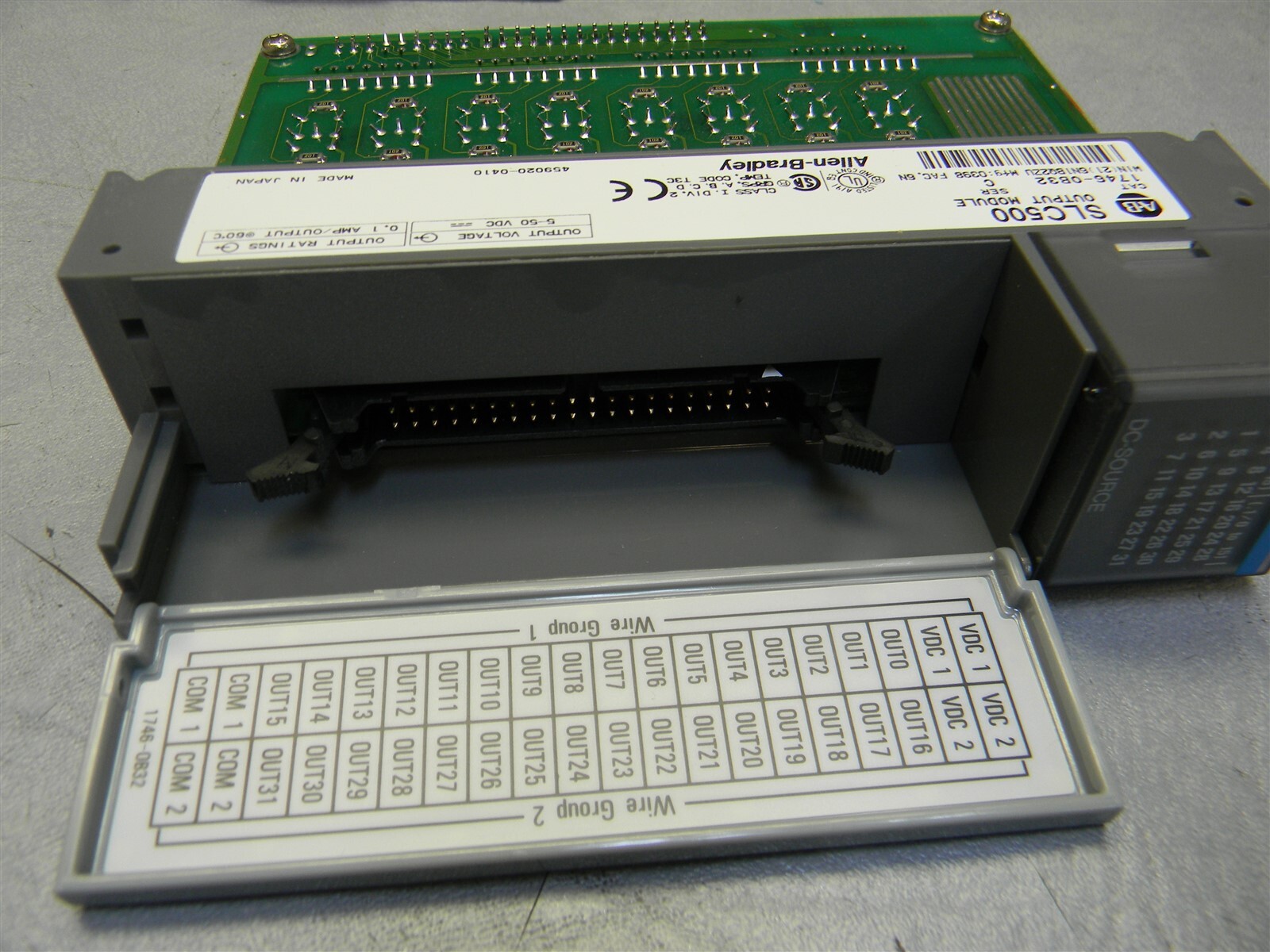 Allen Bradley 1746-OB32 SER C SLC500 Output Module Lot of 5