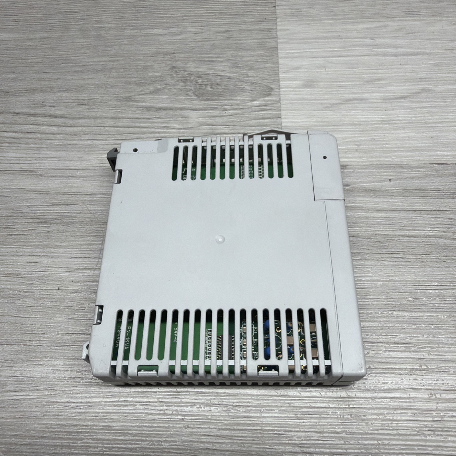 Automation Direct P2-16NA Discrete AC Input Module, 16 Point, READ DESCRIPTION