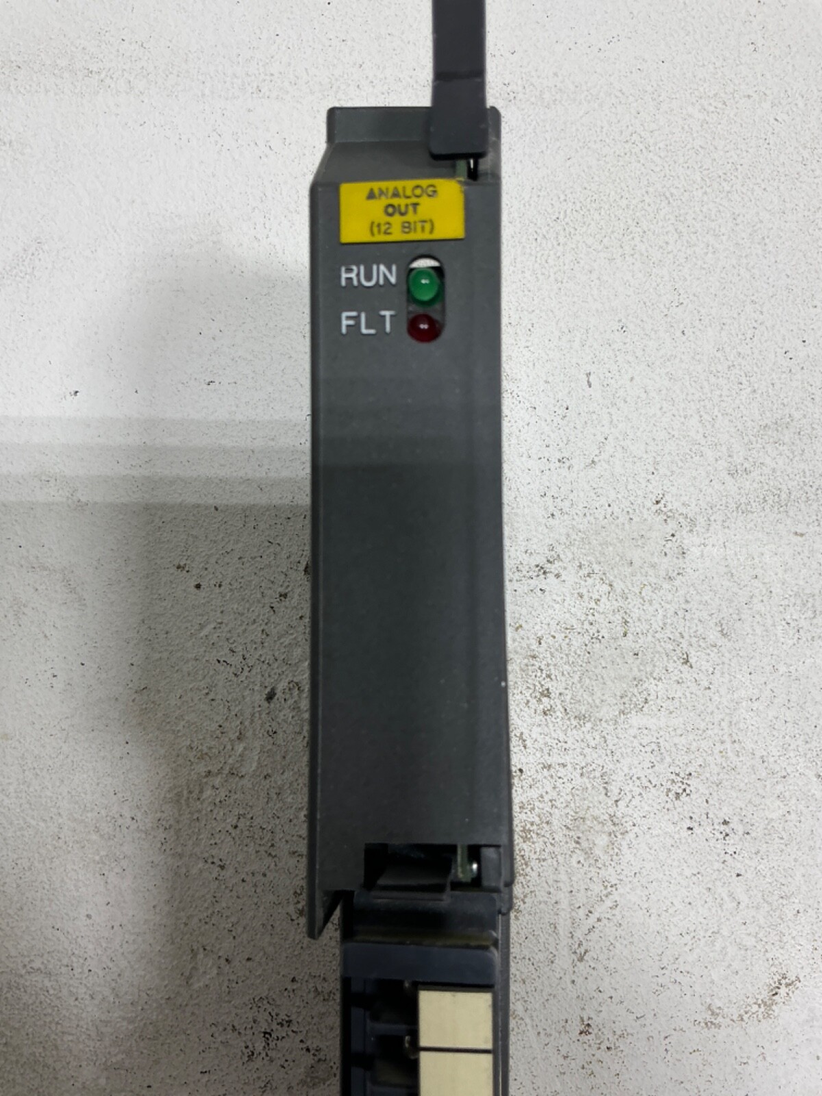 ALLEN-BRADLEY 1771-OFE1 SERIES B F/W REV B 12 BIT ANALOG OUTPUT MODULE