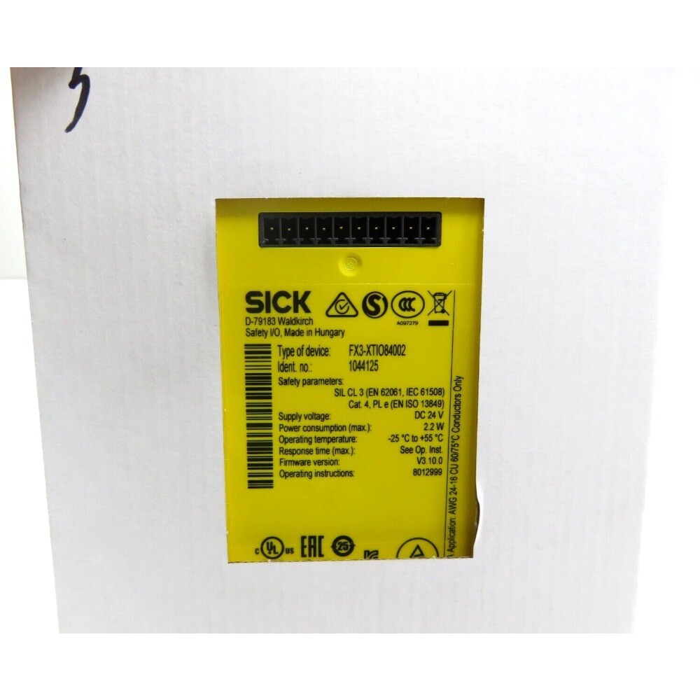 Sick FX3-XTIO84002 1044125 Safety Relay (New )