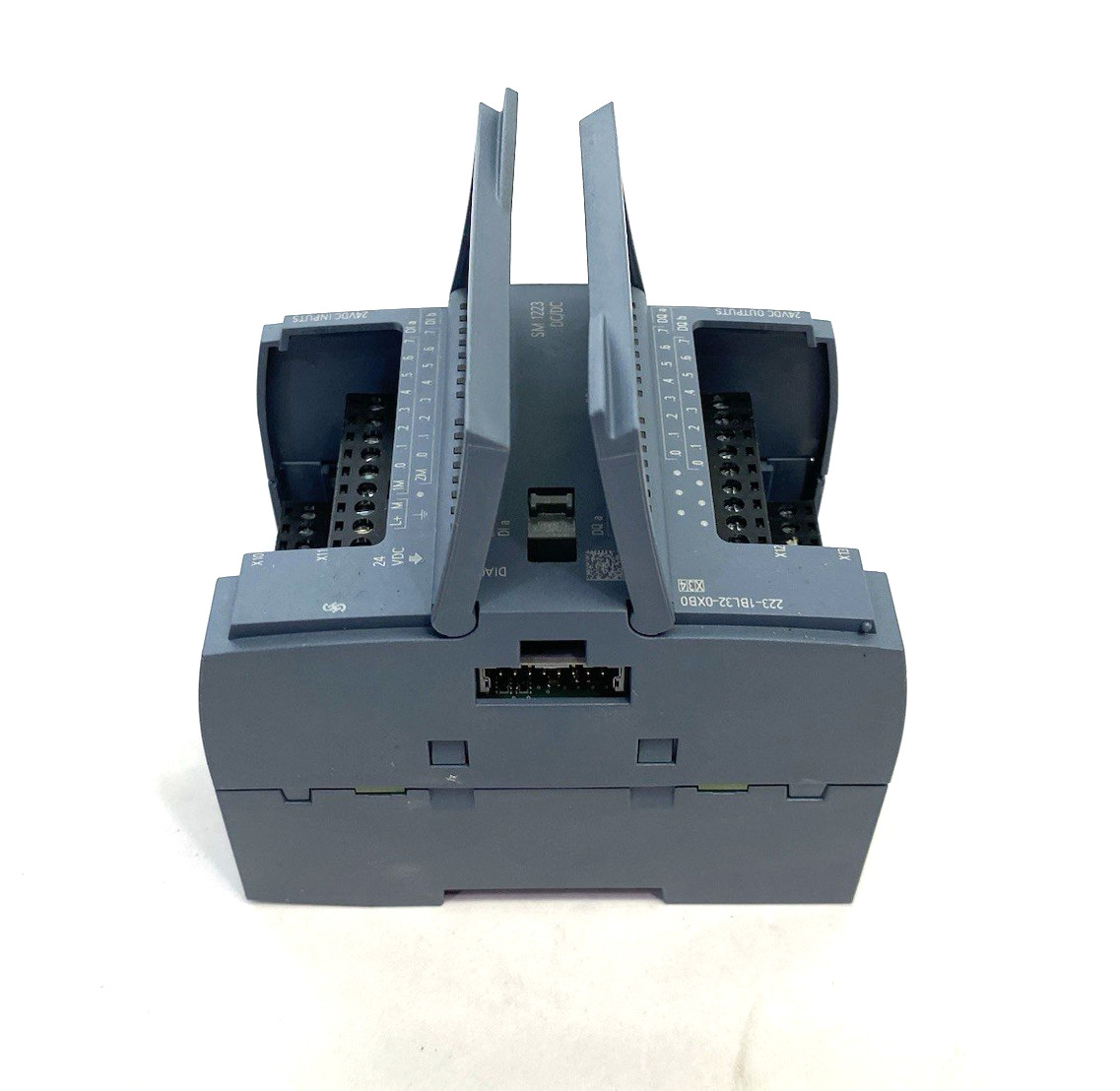 Siemens 6ES7223-1BL32-0XB0 SIMATIC S7-1200 Digital I/O Mod. SM 1223 16 DI/16 DO