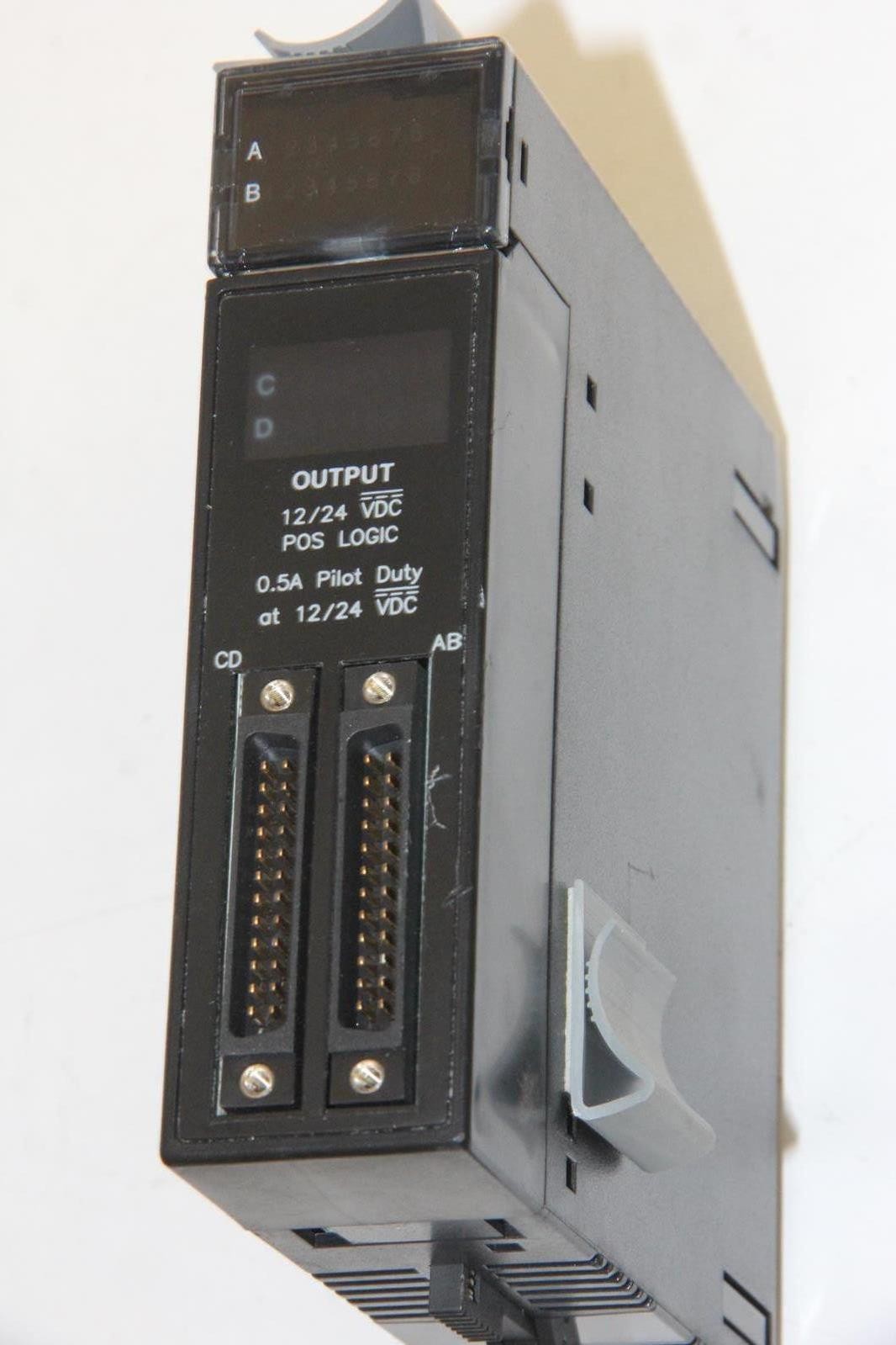 GE FANUC IC693MDL753G 12/24VDC 0.5A 32PT POS Output Module