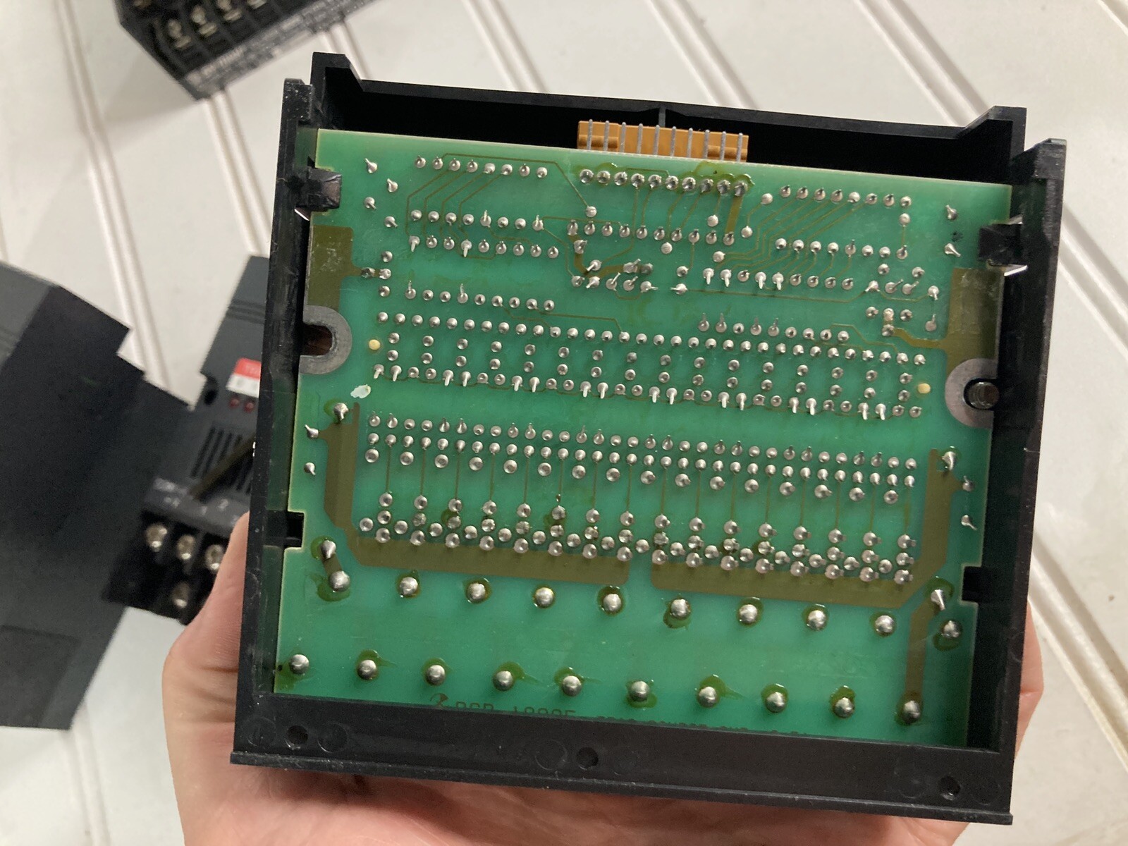 Square D Symax TT-116 8005 Series 12-28 VDC A1 Output Module Lot