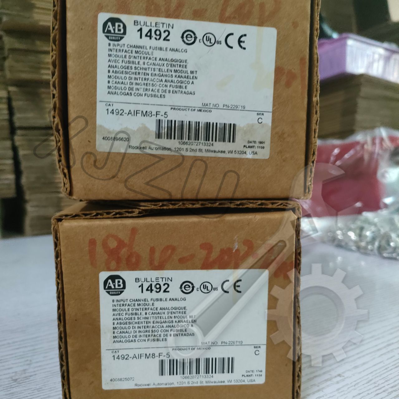 Free Tax 1492-AIFM8-F-5 8 CHANNEL FUSIBLE ANALOG INTERFACE SER A 10-30 VDC Fast