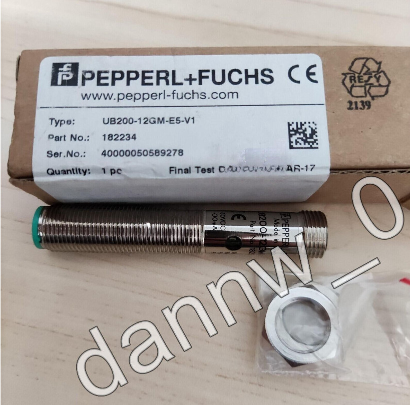 New in Box Pepperl+Fuchs P+F UB200-12GM-E5-V1 sensor
