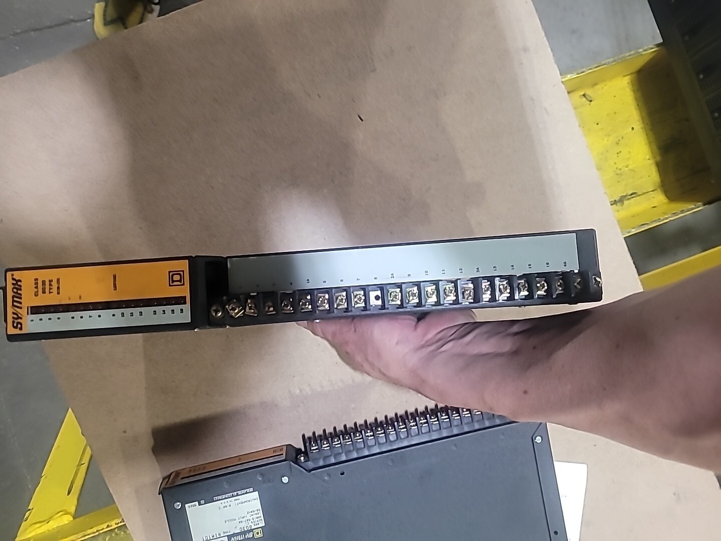 SQUARE D 8030 RIM 101 SY/MAX SERIES C1 IMPUT MODULE 30619-507-50 120VAC 50/60HZ